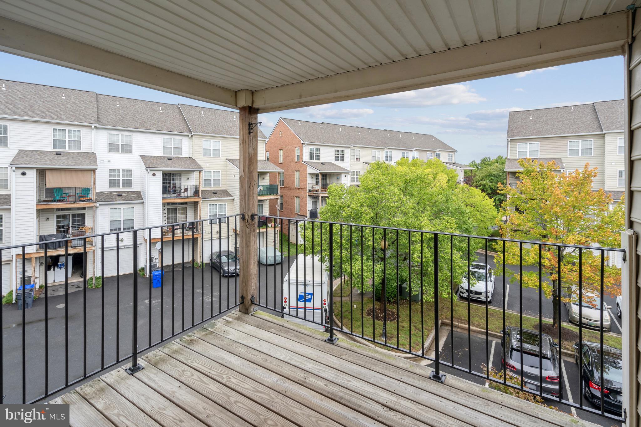 OLD TOWN GREENS - Residential