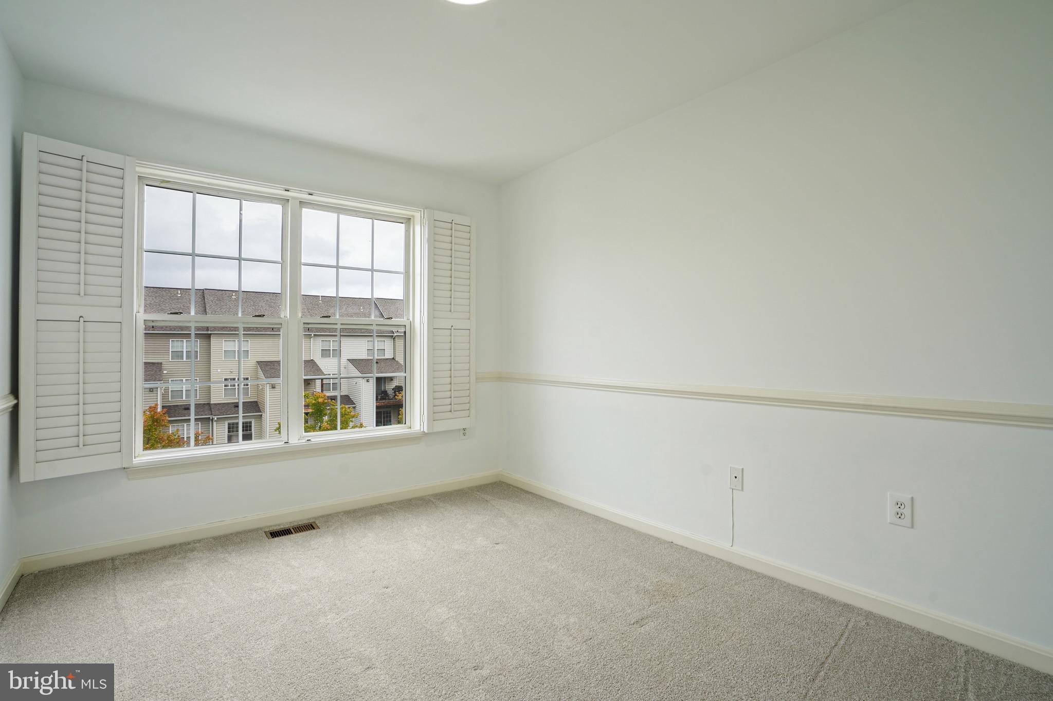 OLD TOWN GREENS - Residential