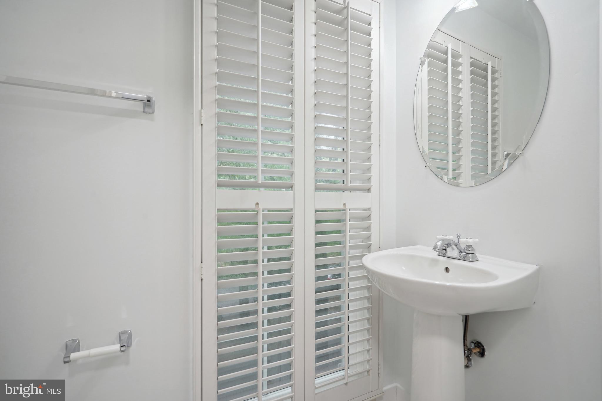 OLD TOWN GREENS - Residential