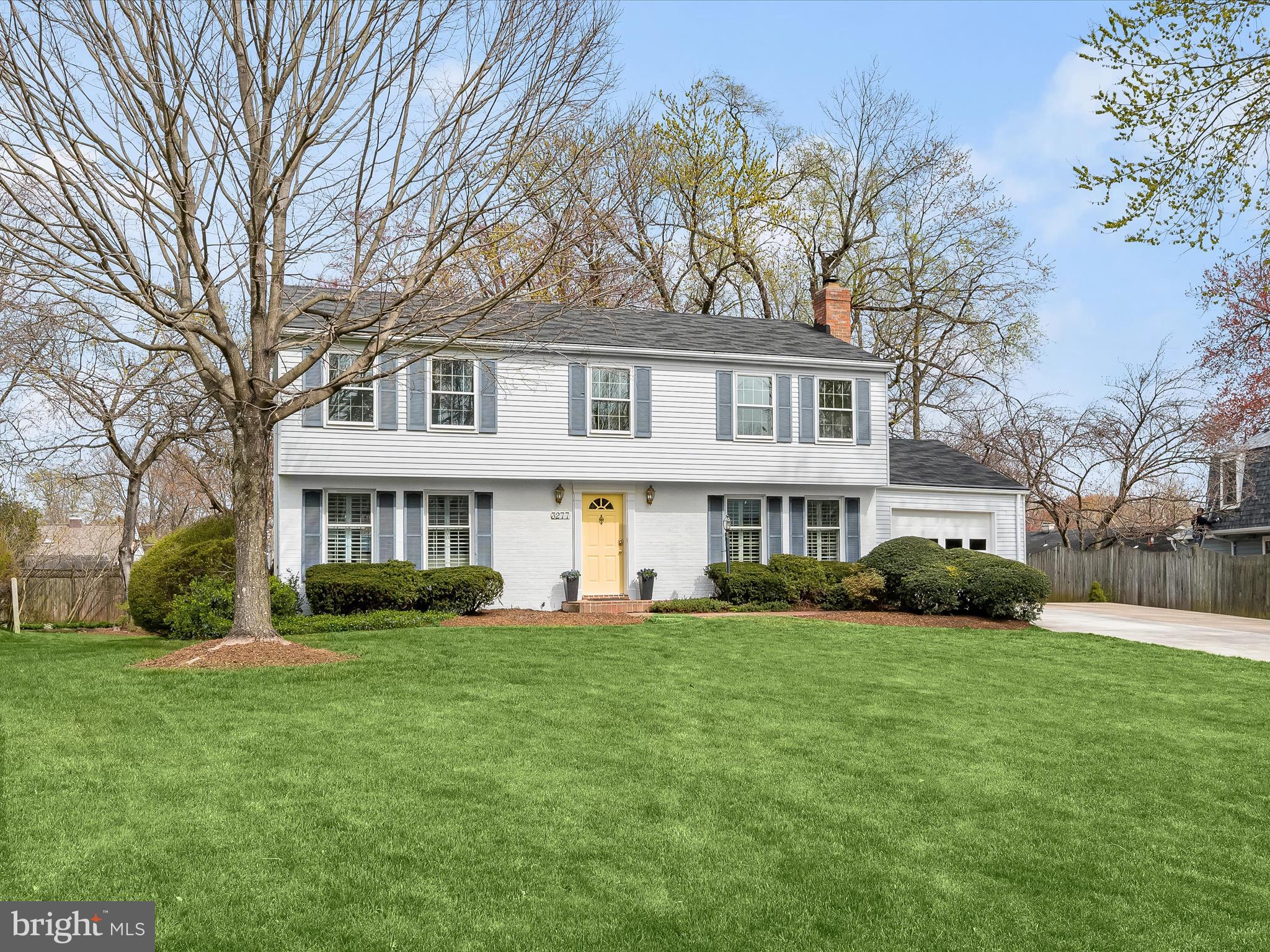 CAROL SQUARE - Residential