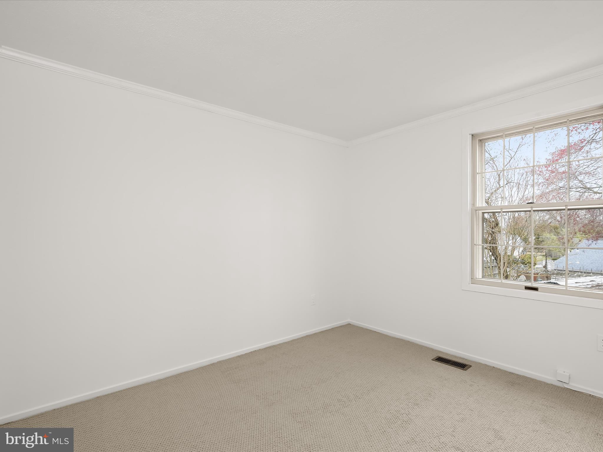 CAROL SQUARE - Residential