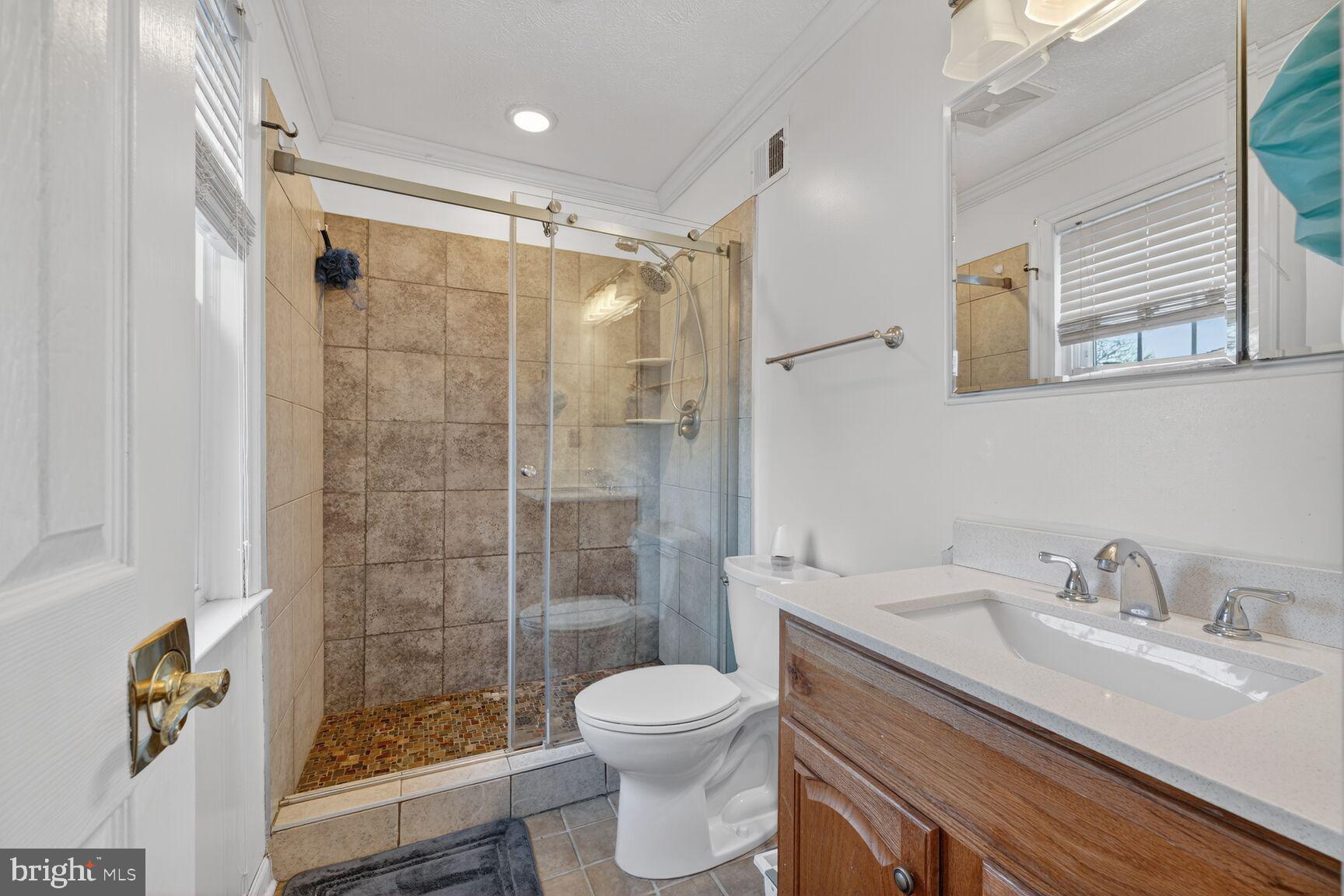 MONTCLAIR - Residential