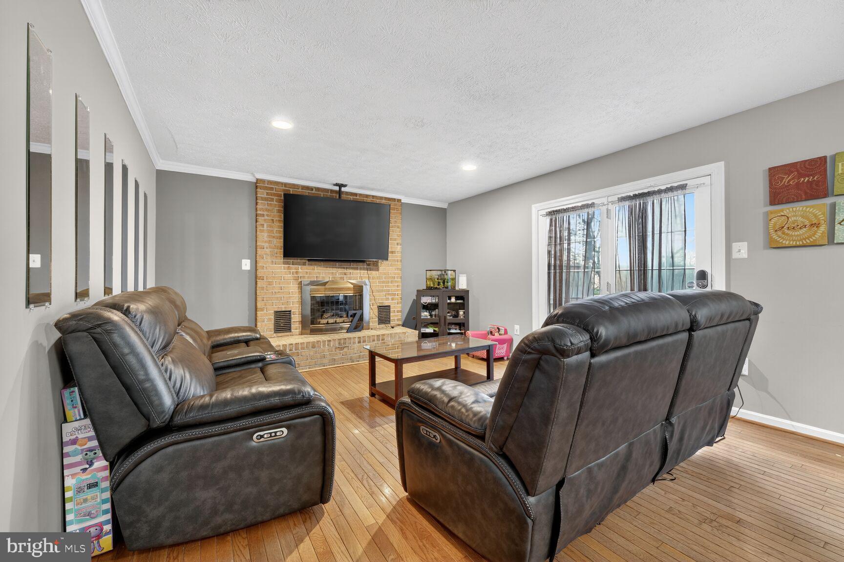 MONTCLAIR - Residential