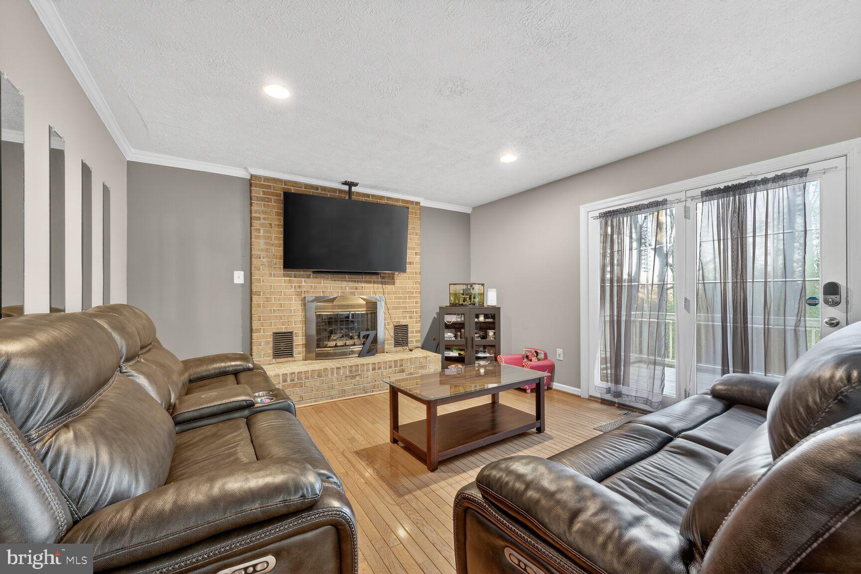 MONTCLAIR - Residential