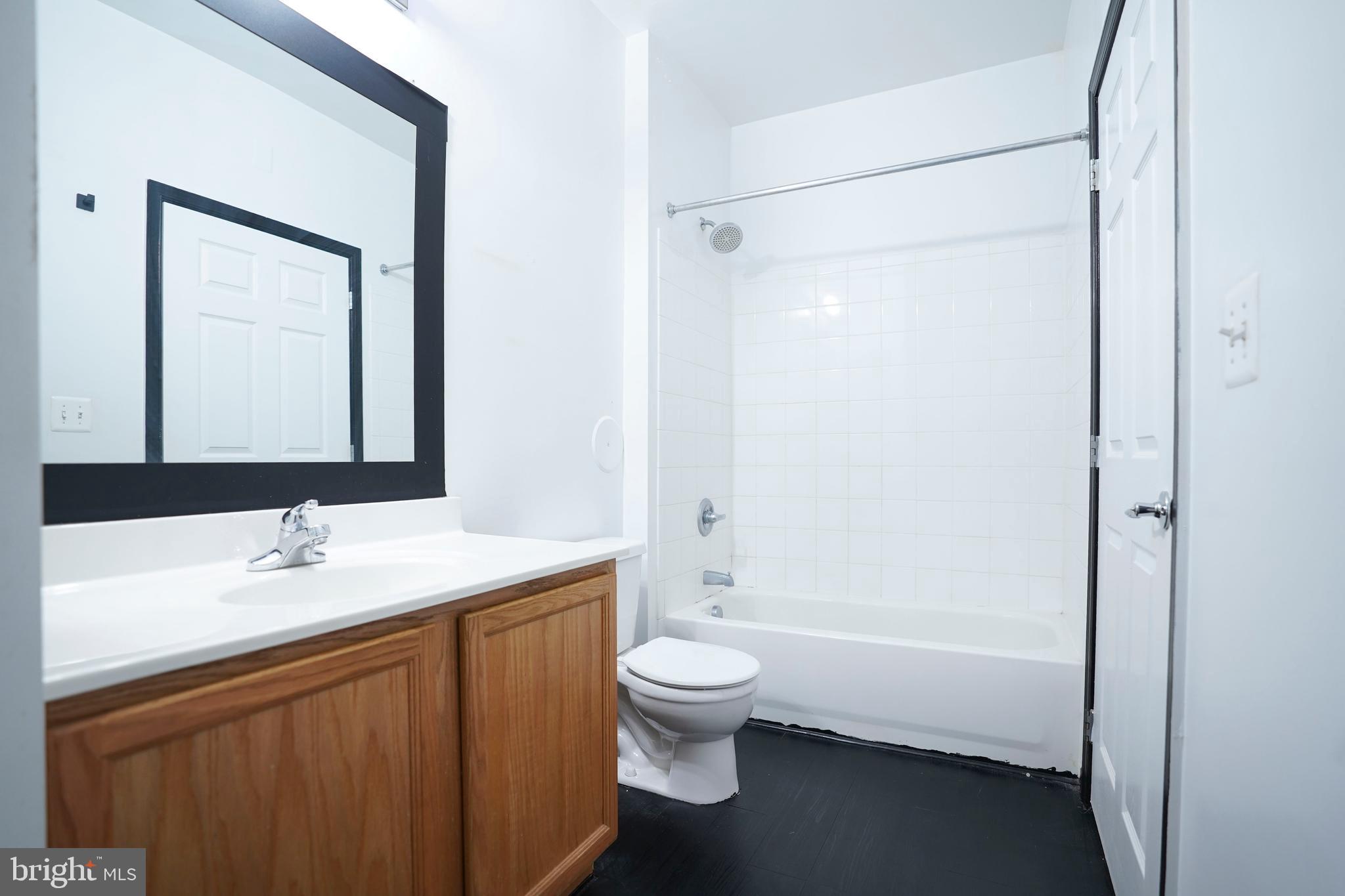 THE ADDISON AT ST PAUL - Residential