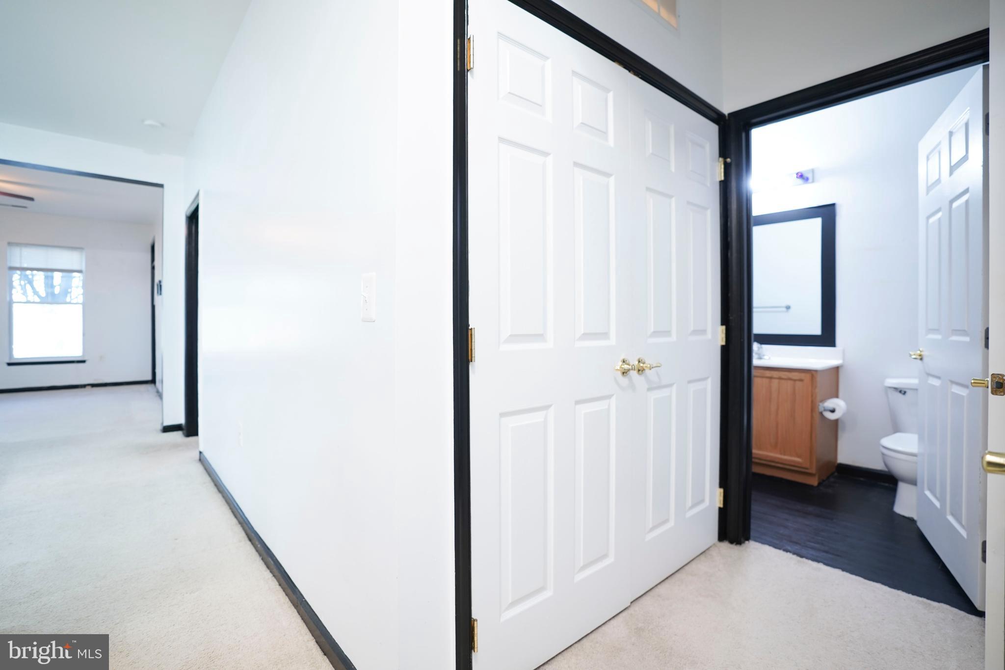 THE ADDISON AT ST PAUL - Residential