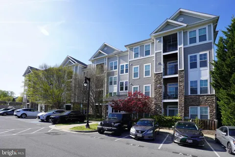 1321 Karen Boulevard Unit 208, Capitol Heights, MD MLS: MDPG2200120
