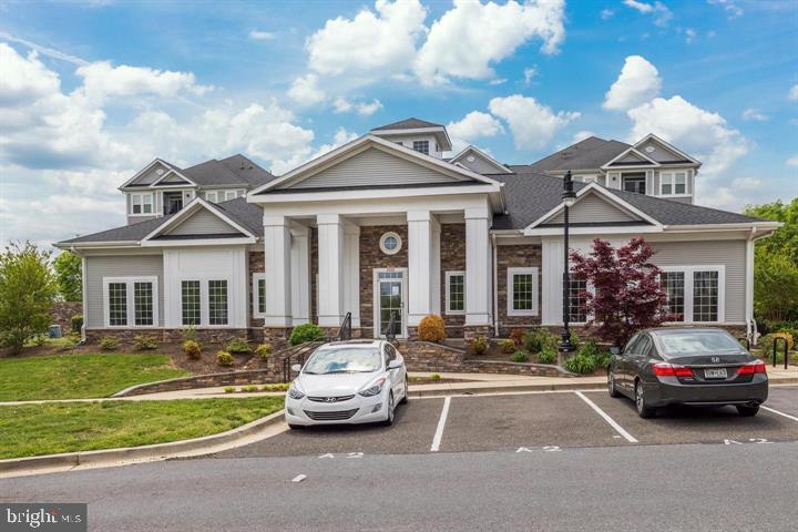 THE ADDISON AT ST PAUL - Residential