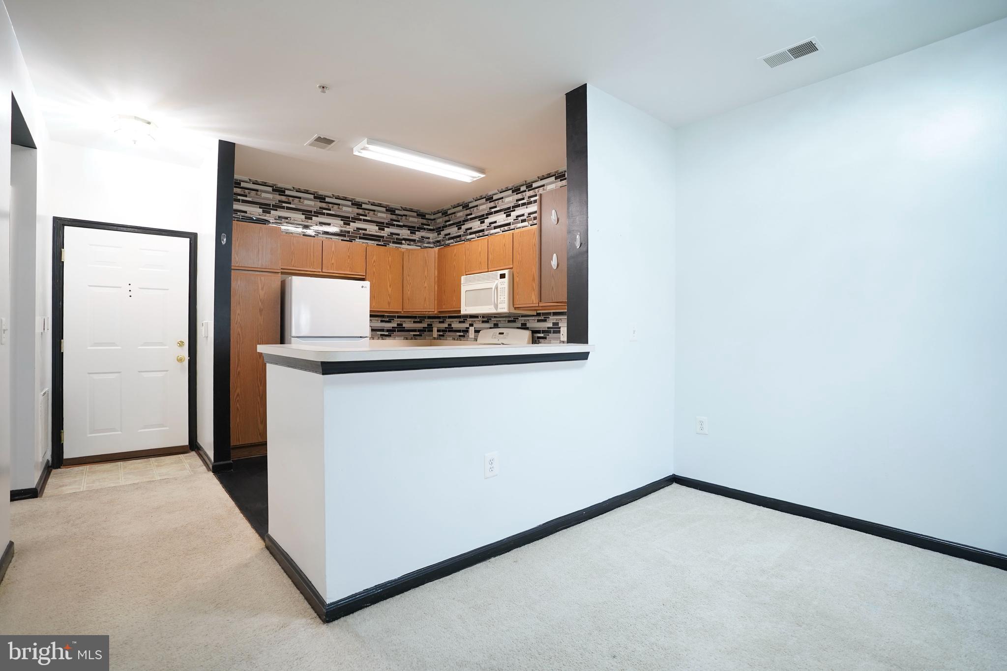 THE ADDISON AT ST PAUL - Residential