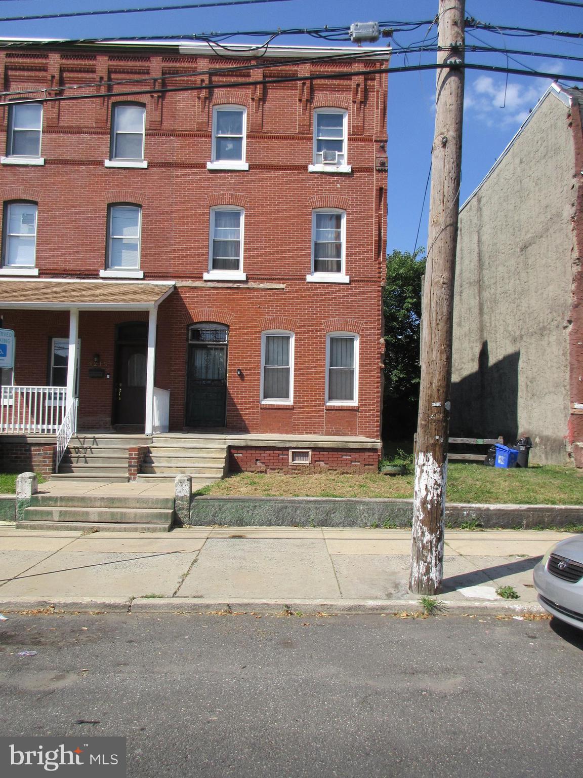 Come see this deal of a lifetime before it's gone! Located right in the heart of Brewerytown, this 6 bedroom/3 full bathroom property is an investors dream. Being only two blocks away from the 33rd & Oxford playground and in walking distance of Fairmount Park, this is the perfect home for a large family. Each floor has a working kitchen and full bathroom. This is just the right property for entertaining guests and family. Don't let this one fly off the market before you get a chance to see it in person!
