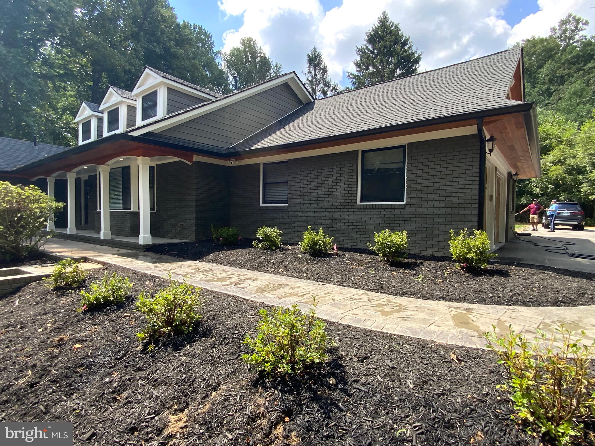 WINDSOR MILL - Residential