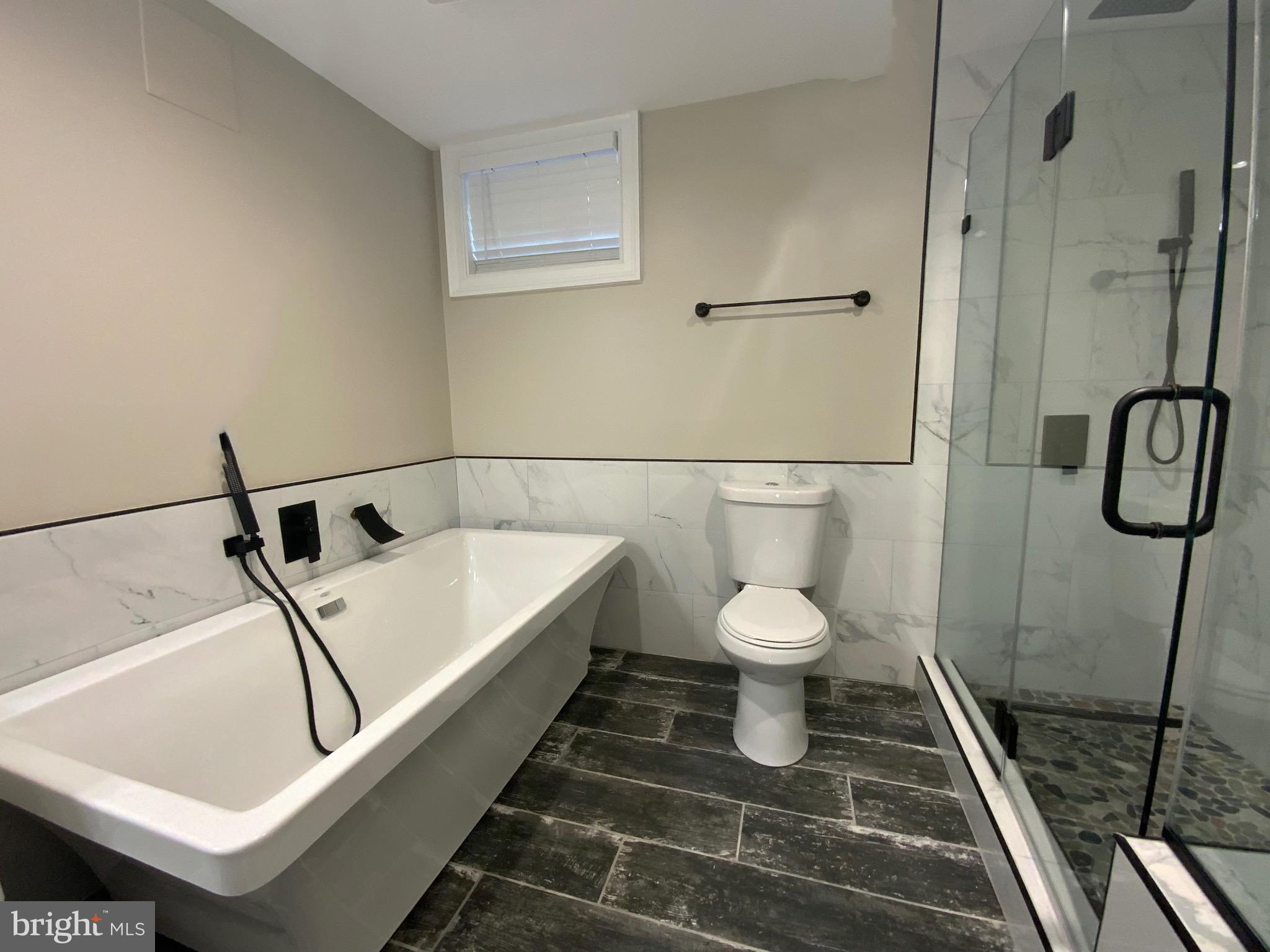 WINDSOR MILL - Residential