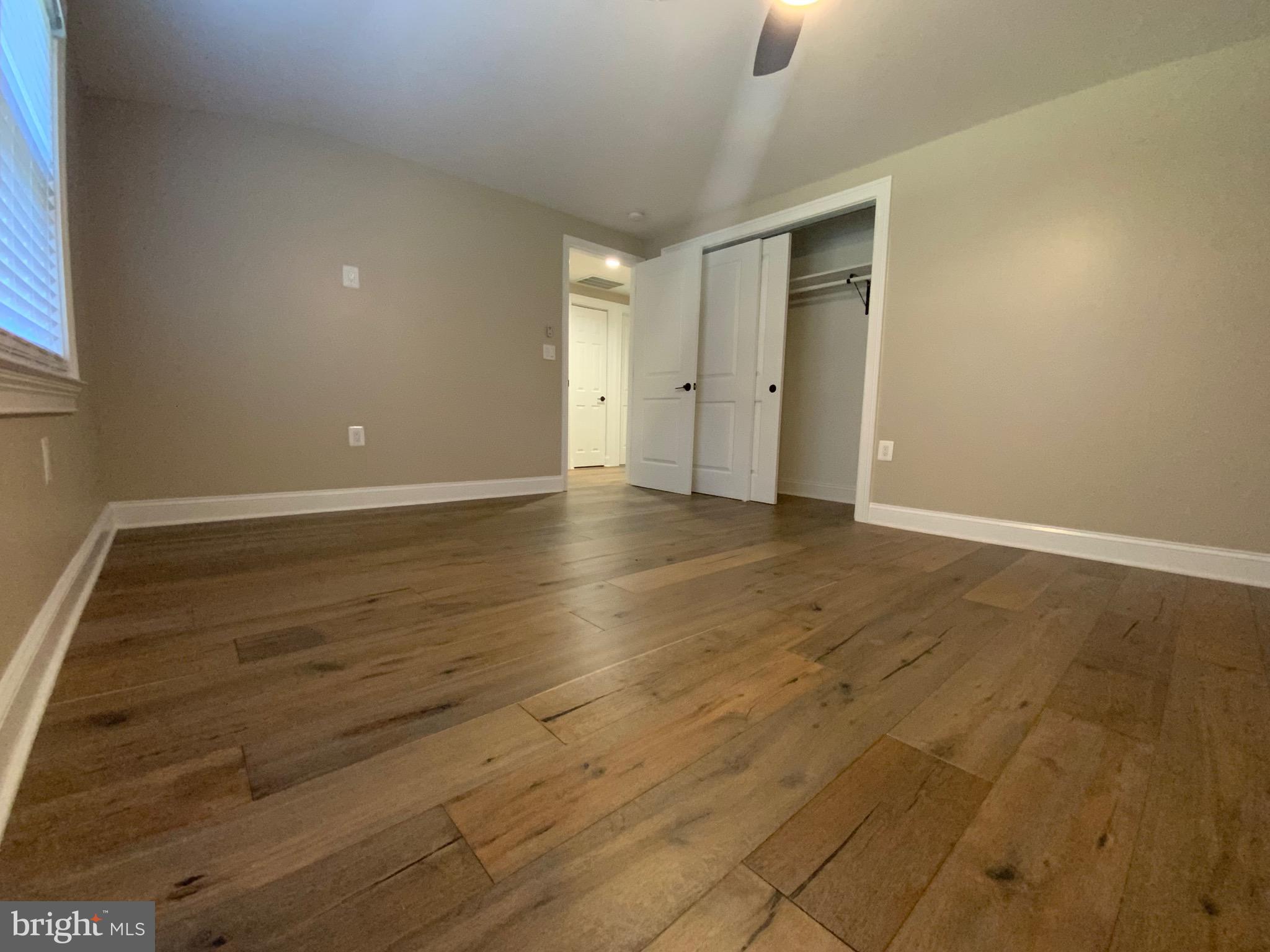 WINDSOR MILL - Residential