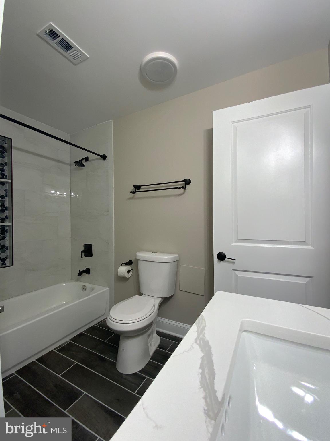 WINDSOR MILL - Residential