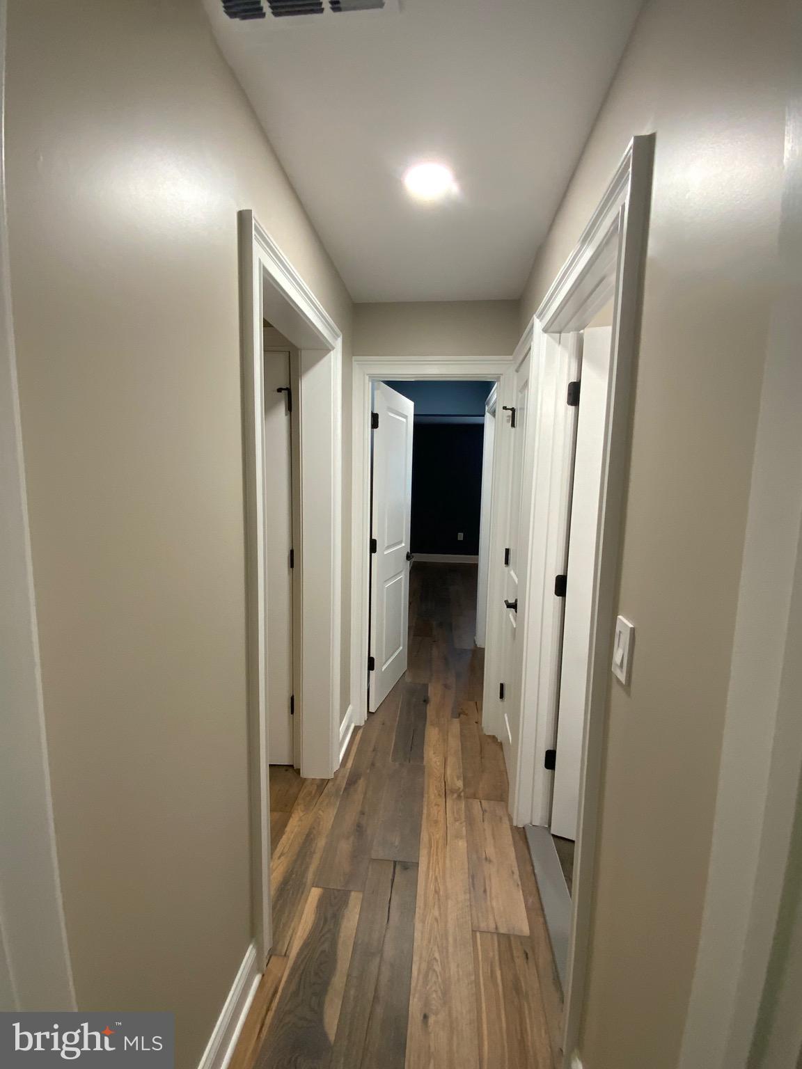 WINDSOR MILL - Residential