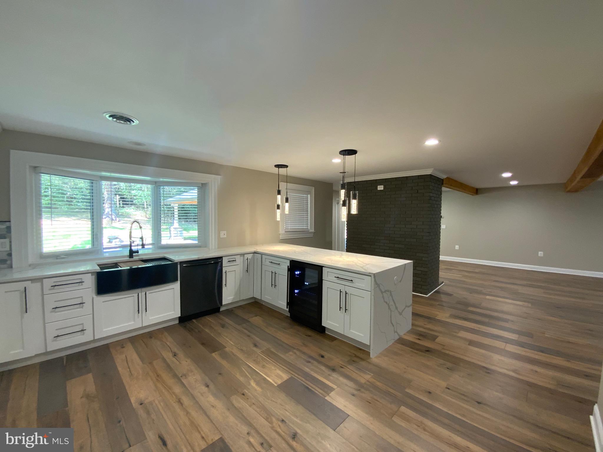 WINDSOR MILL - Residential