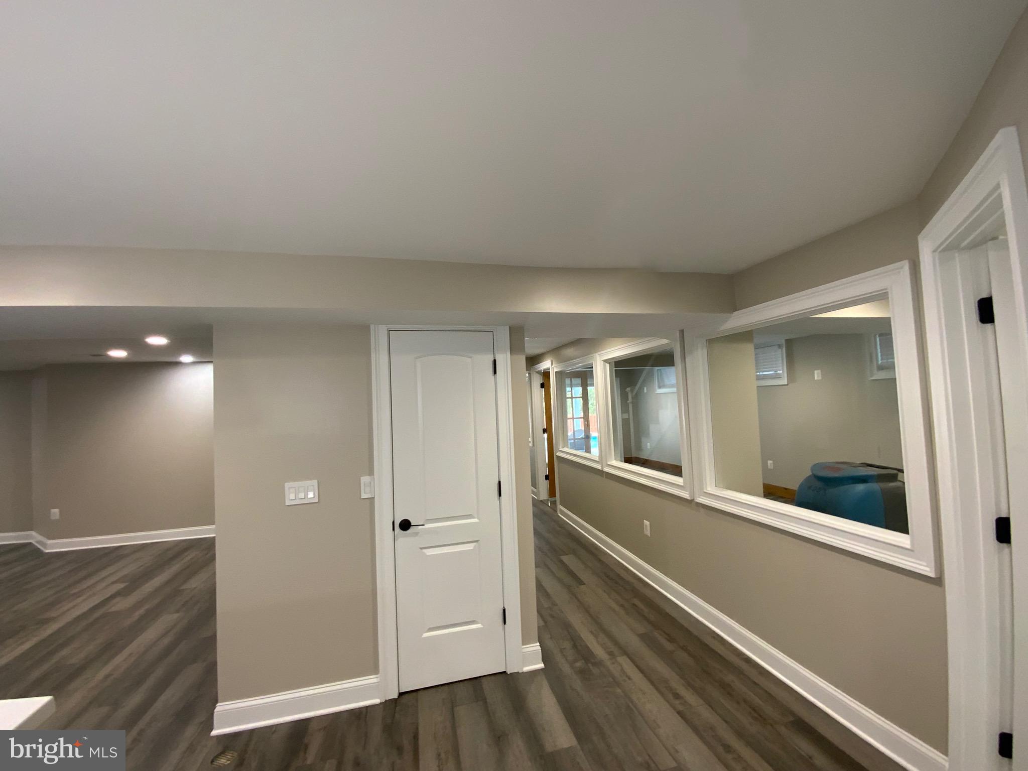 WINDSOR MILL - Residential