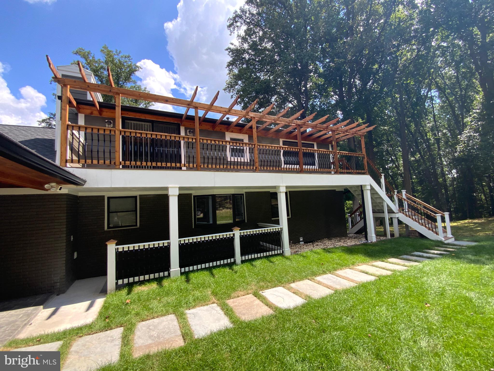 WINDSOR MILL - Residential