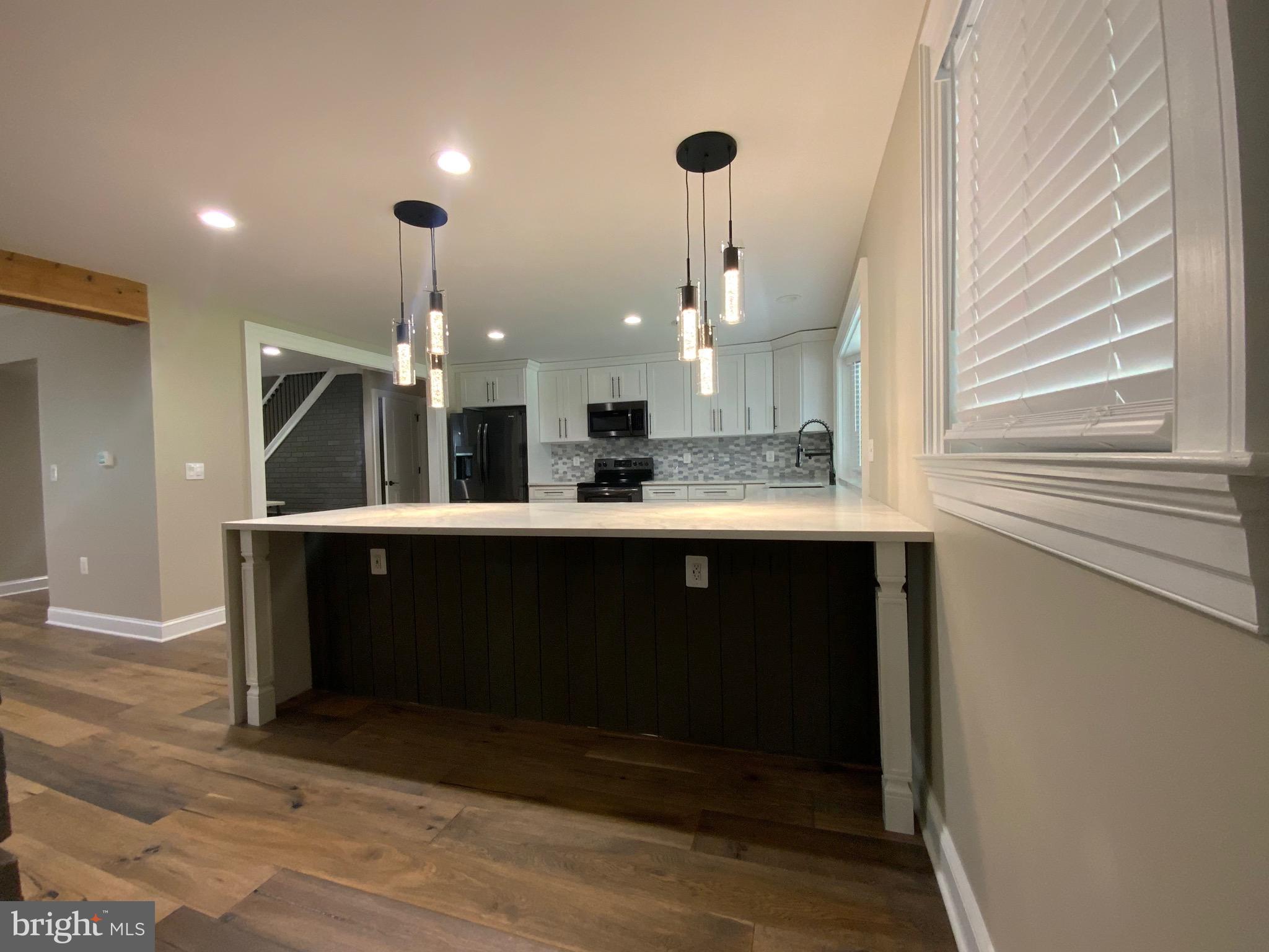 WINDSOR MILL - Residential