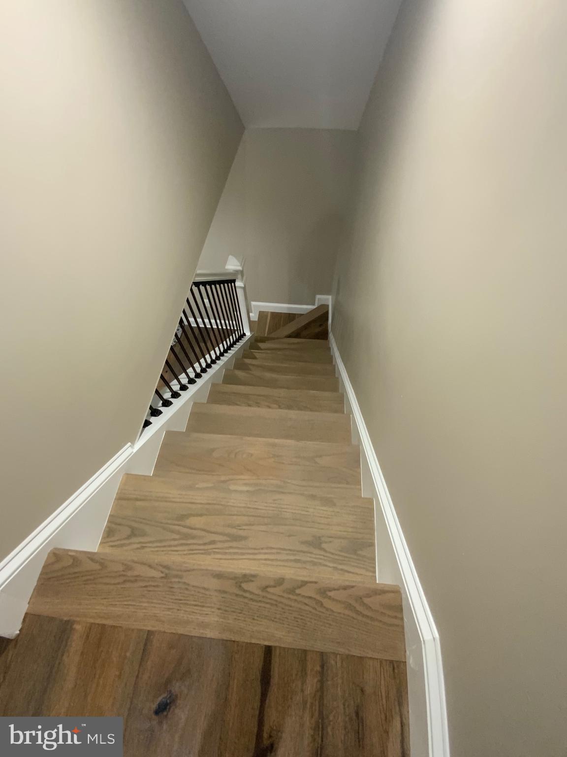 WINDSOR MILL - Residential