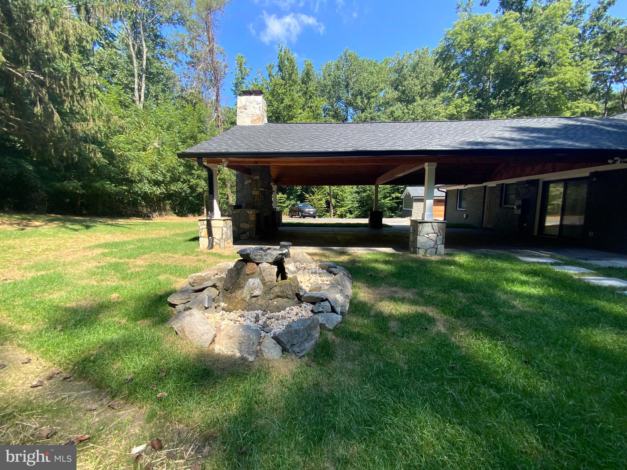 WINDSOR MILL - Residential