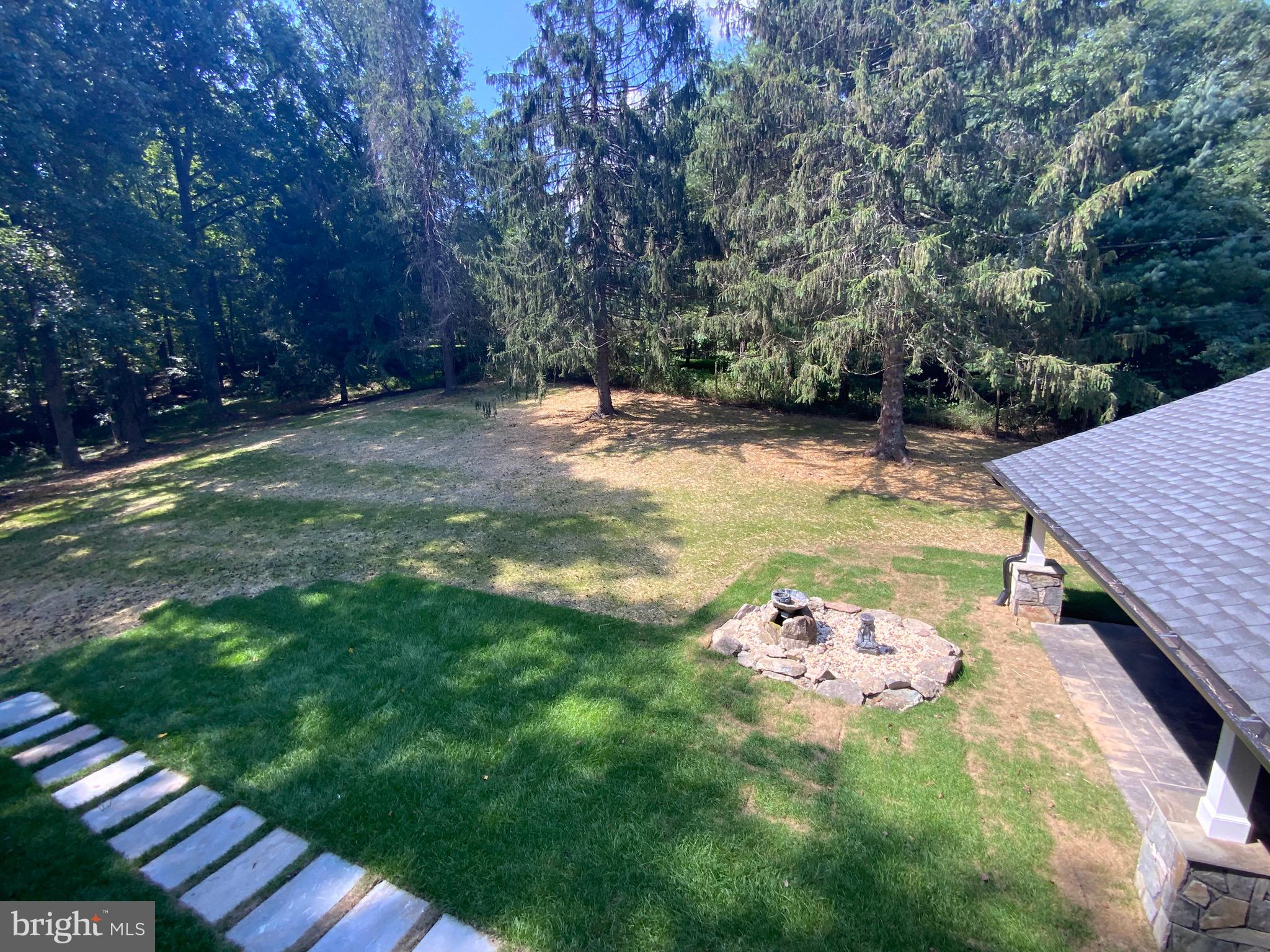 WINDSOR MILL - Residential