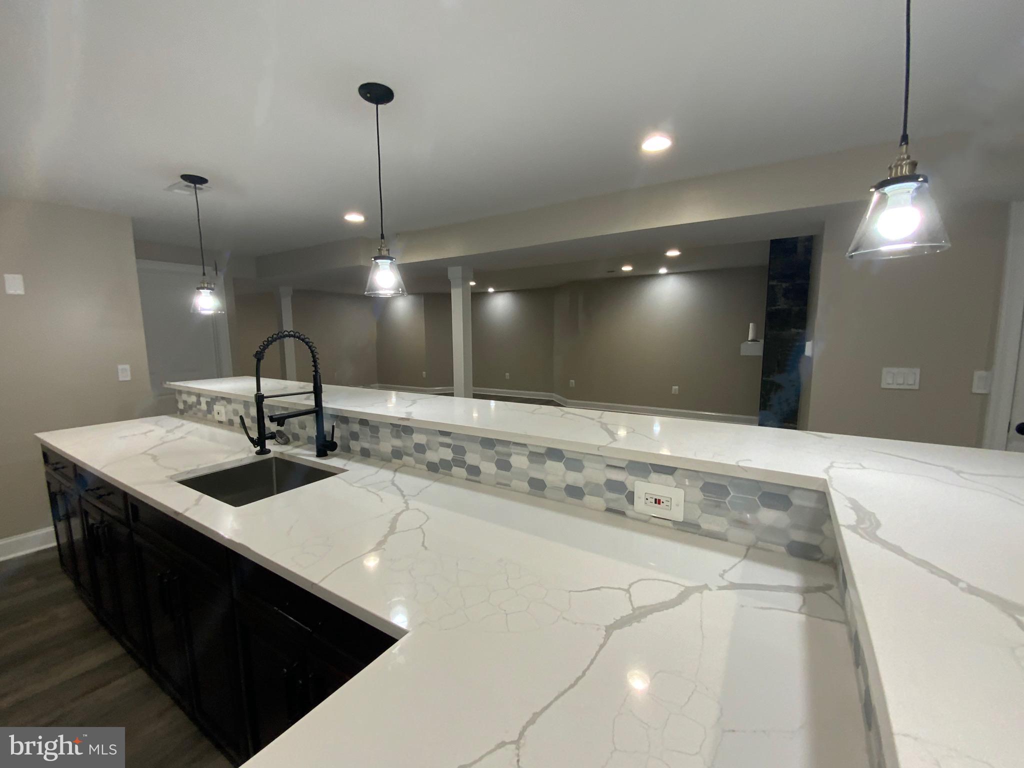 WINDSOR MILL - Residential