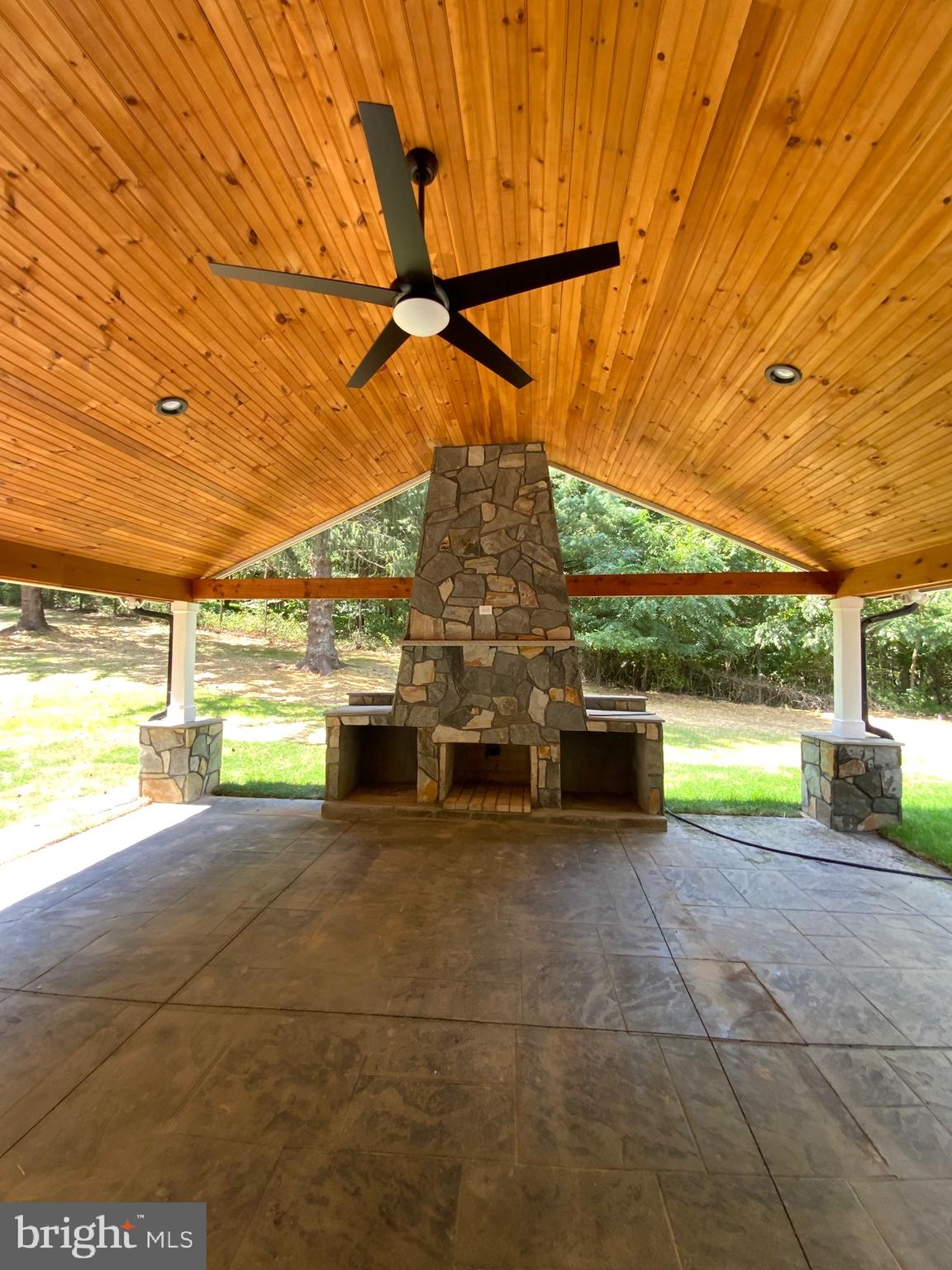 WINDSOR MILL - Residential