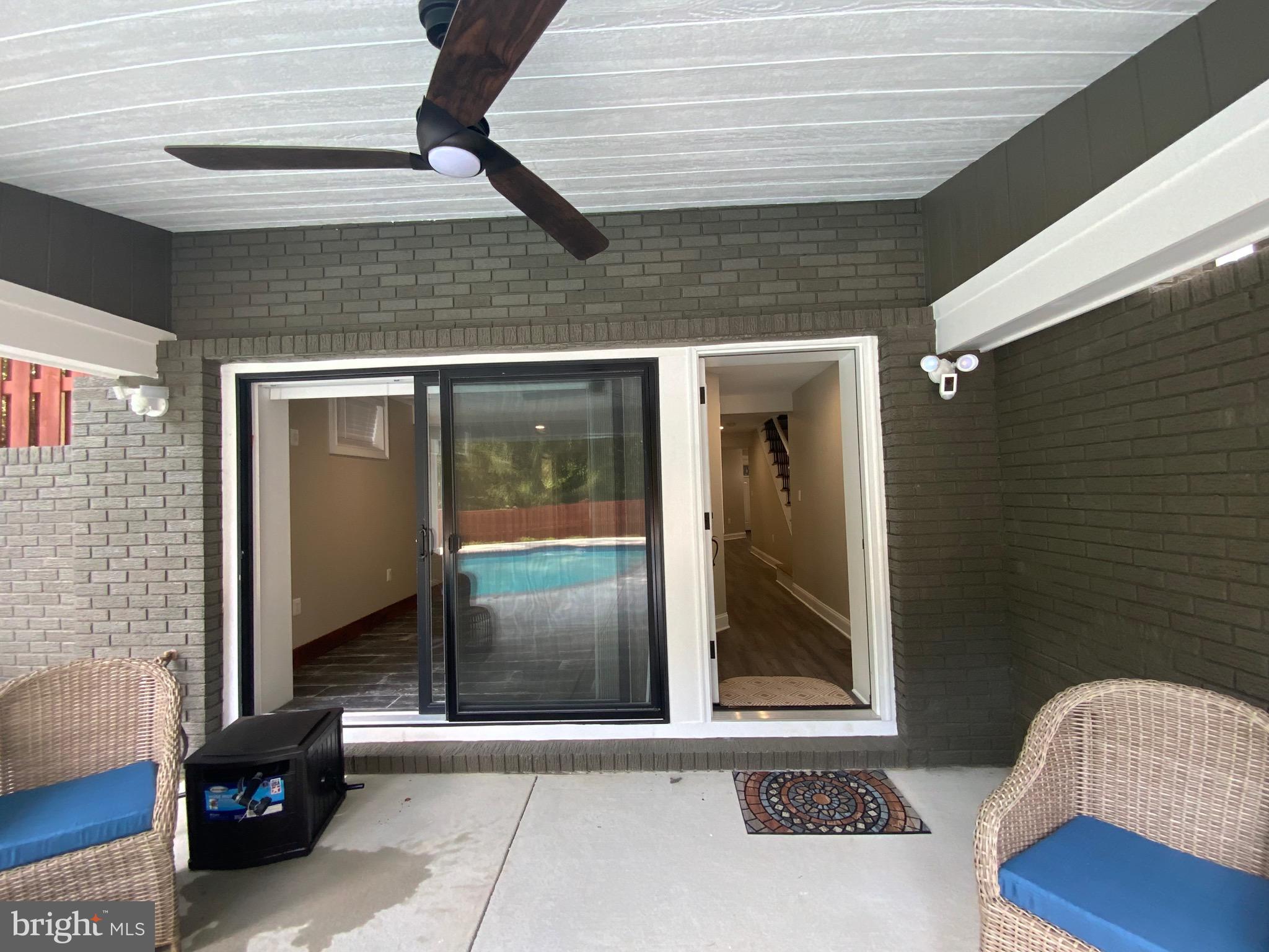 WINDSOR MILL - Residential