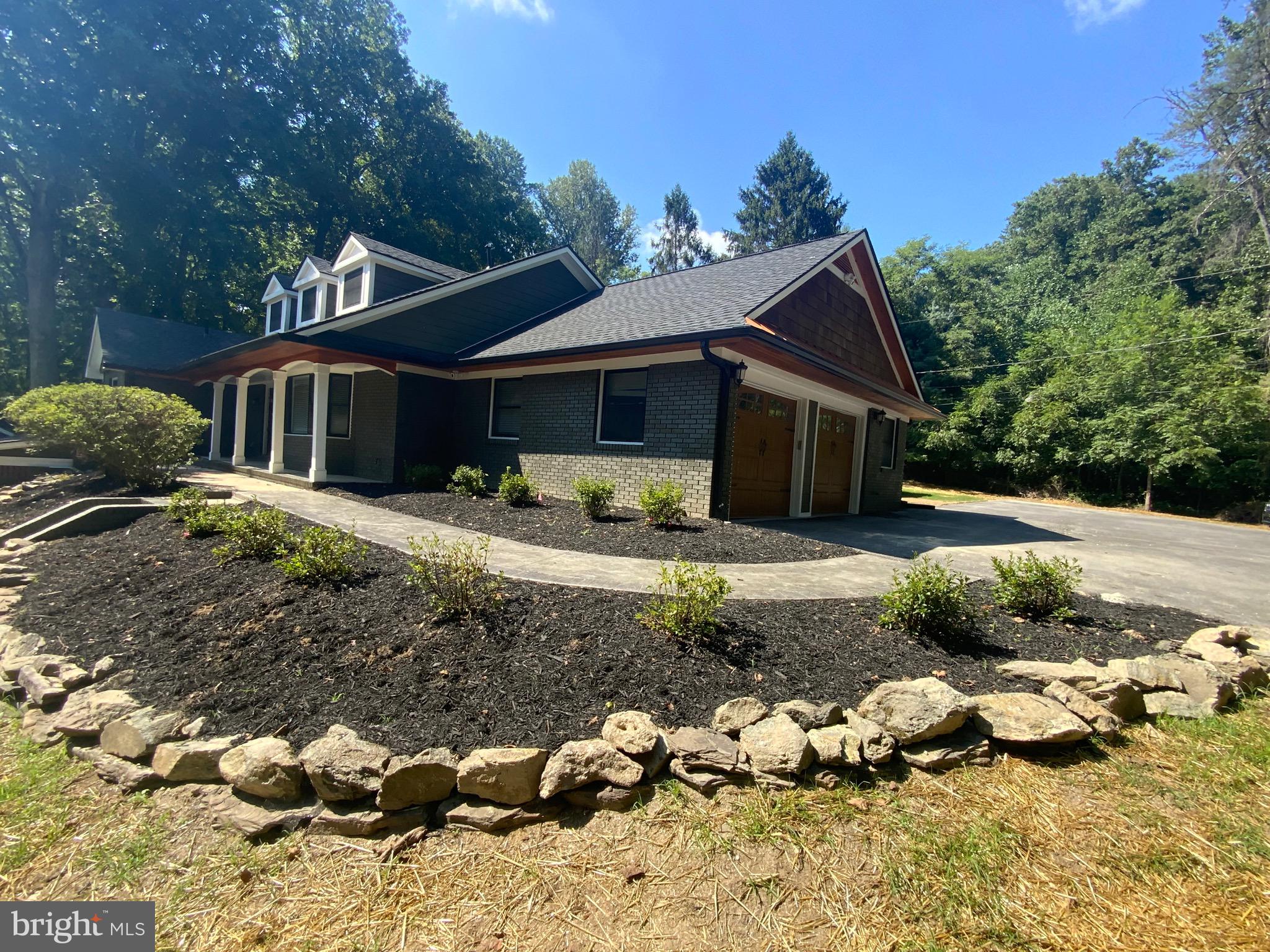 WINDSOR MILL - Residential