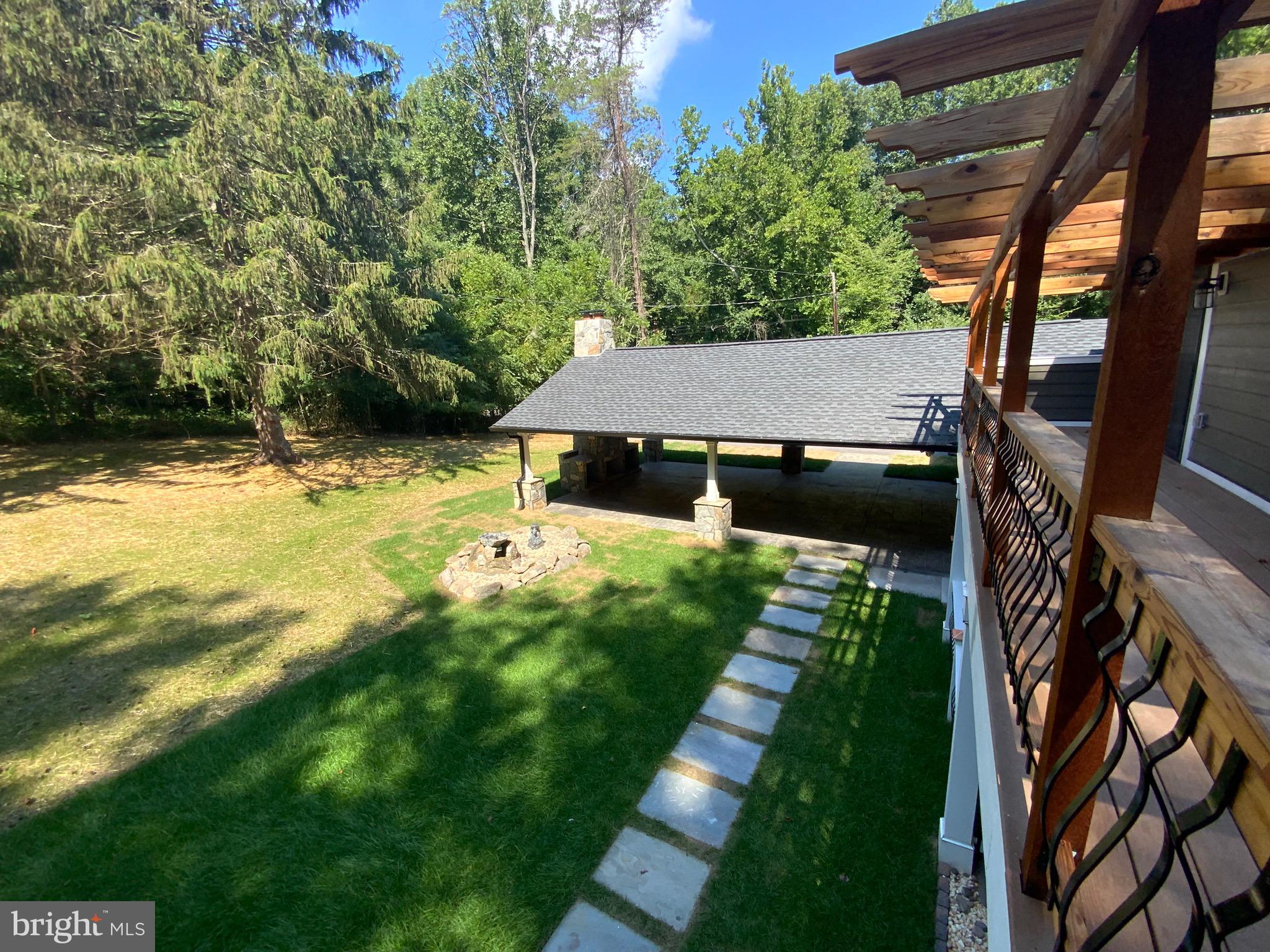 WINDSOR MILL - Residential