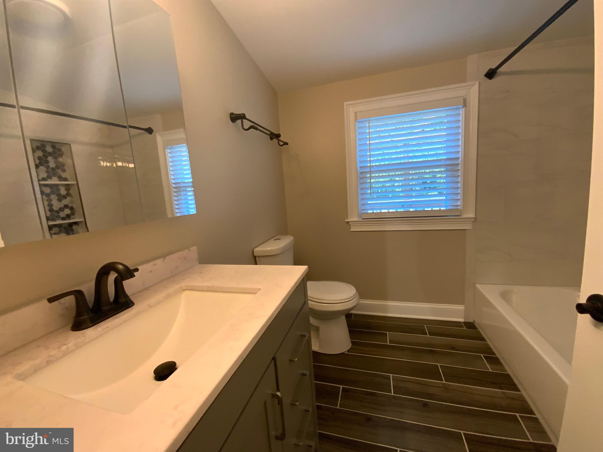 WINDSOR MILL - Residential