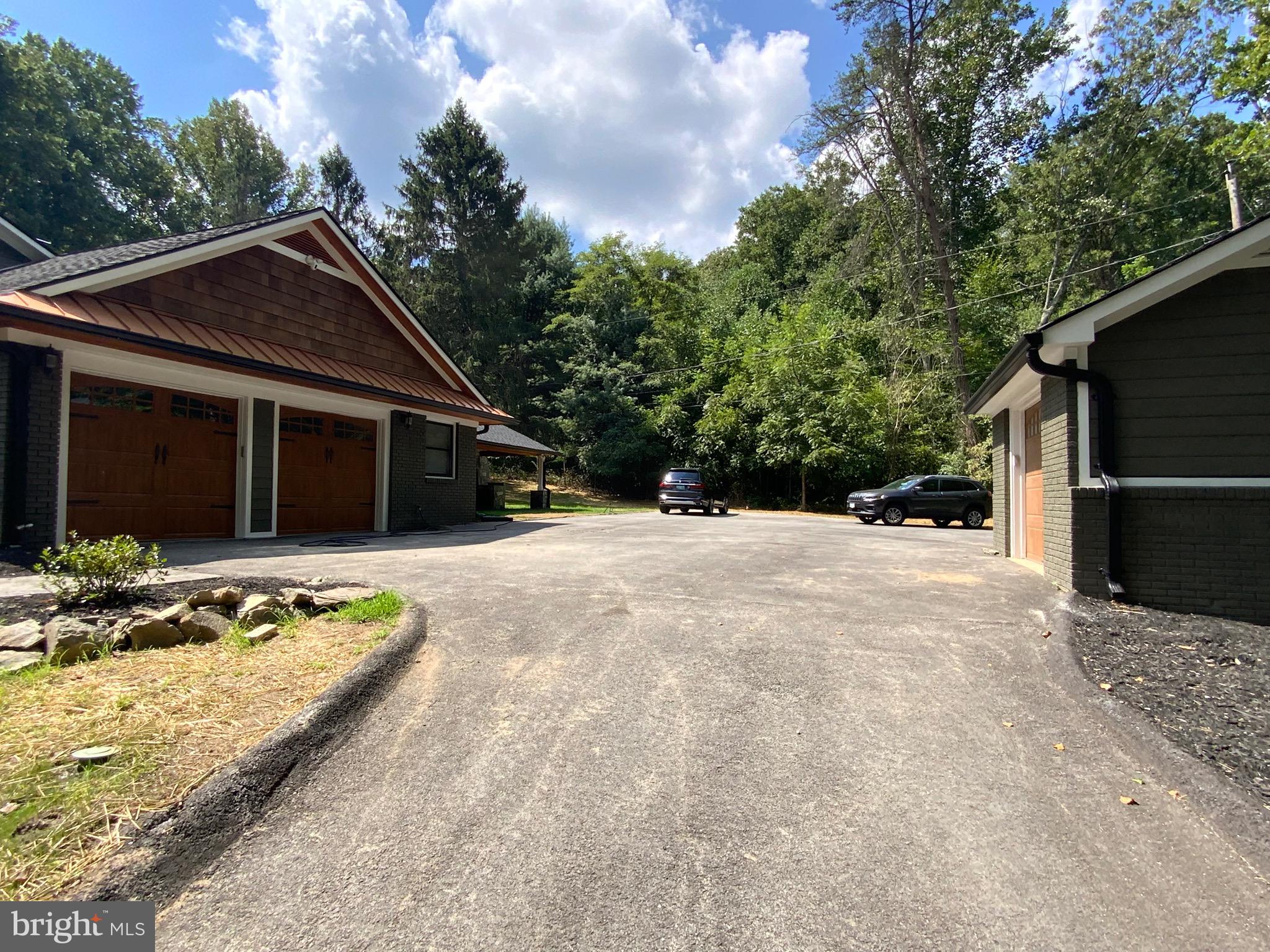 WINDSOR MILL - Residential