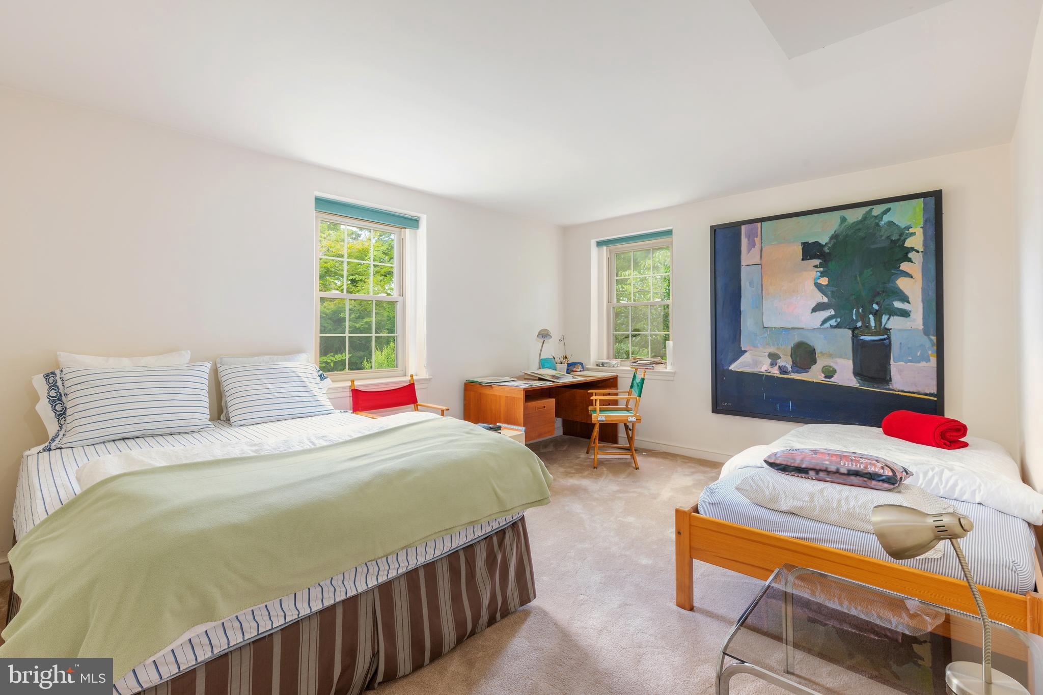 CHESTNUT HILL - Residential