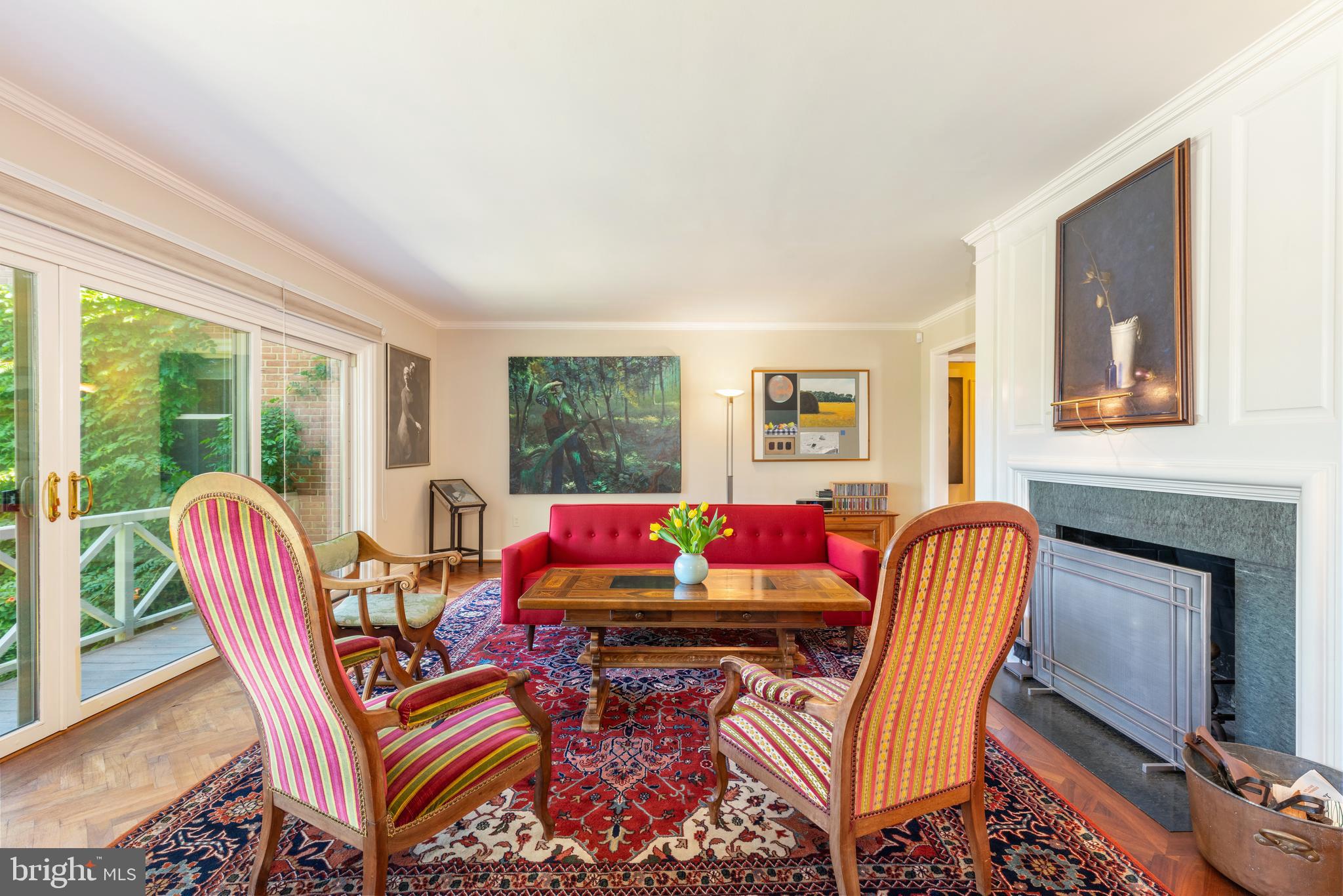 CHESTNUT HILL - Residential