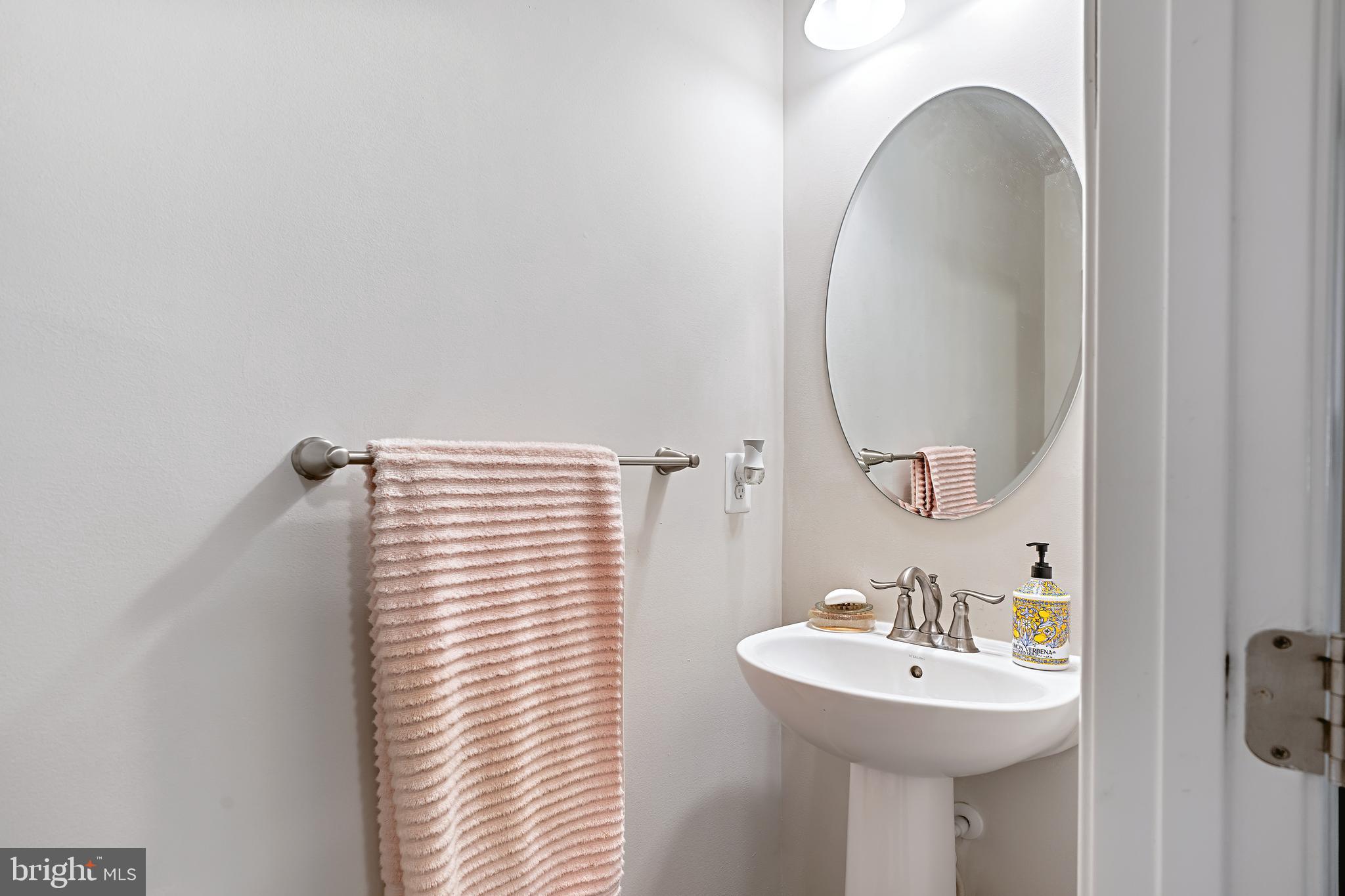 FIELDCREST - Residential