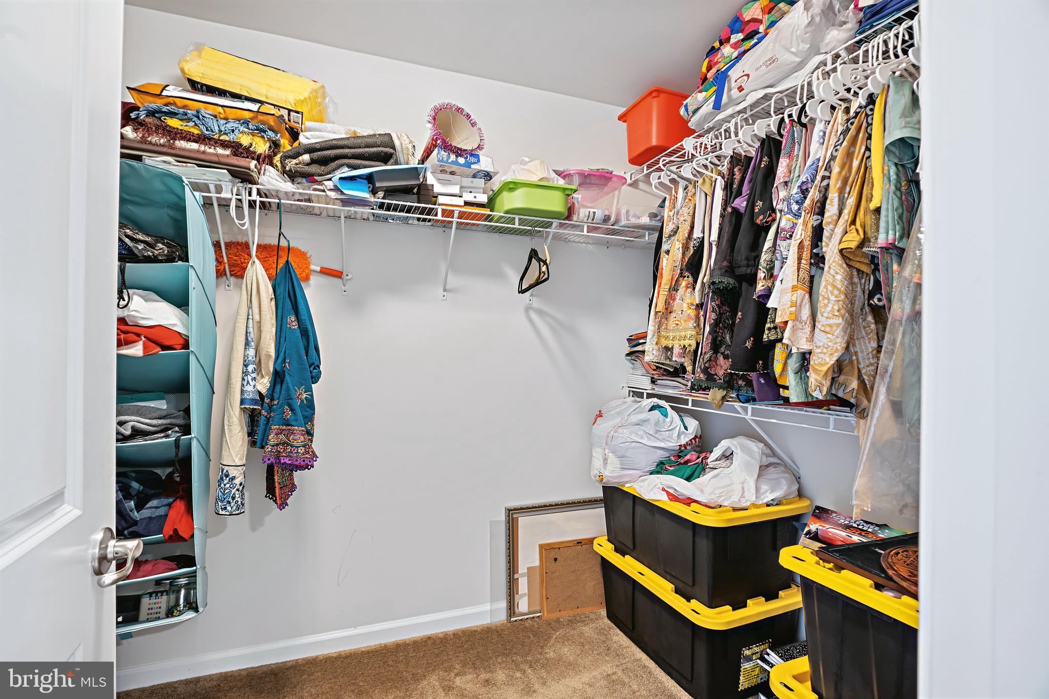 FIELDCREST - Residential