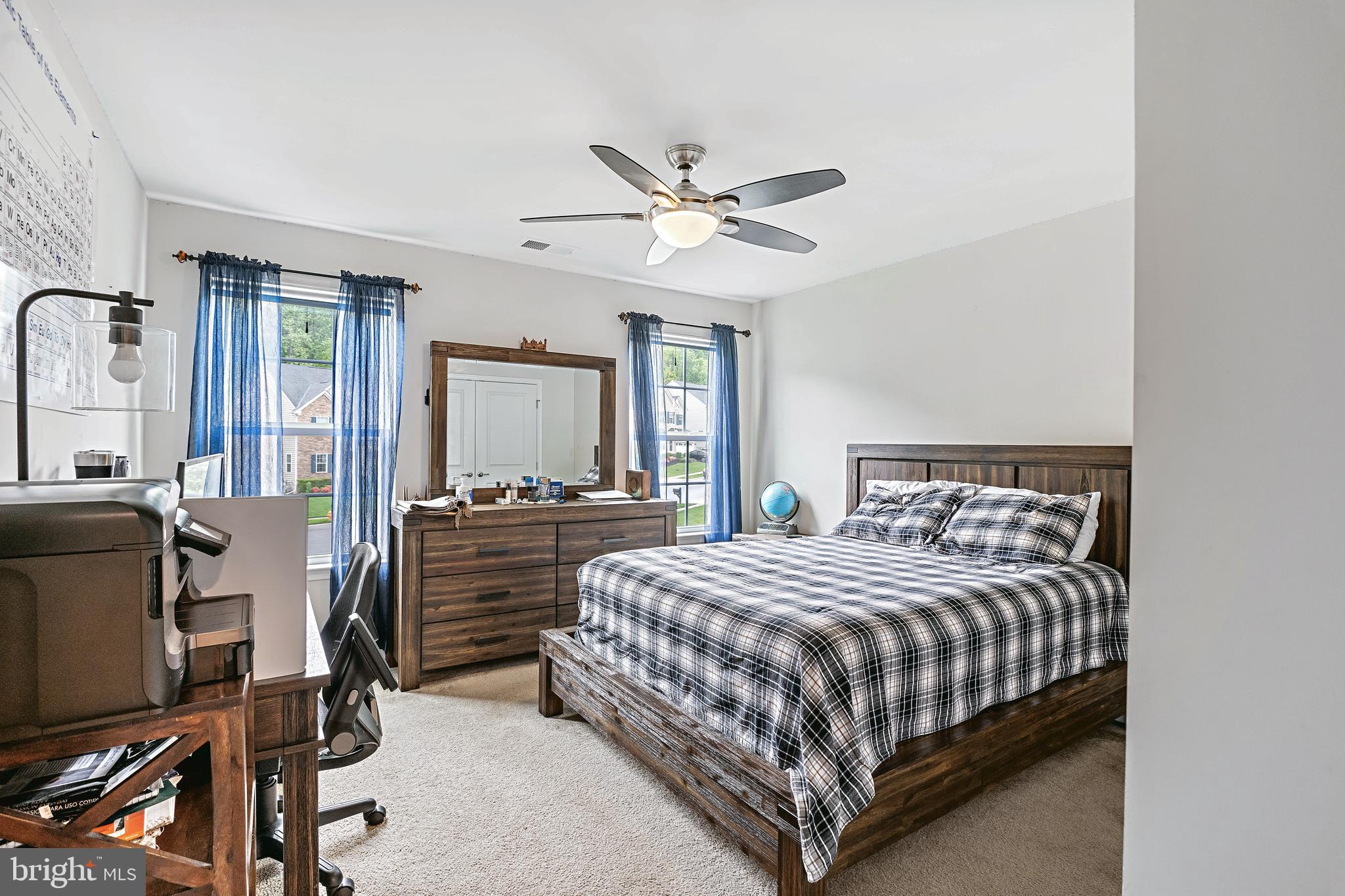 FIELDCREST - Residential