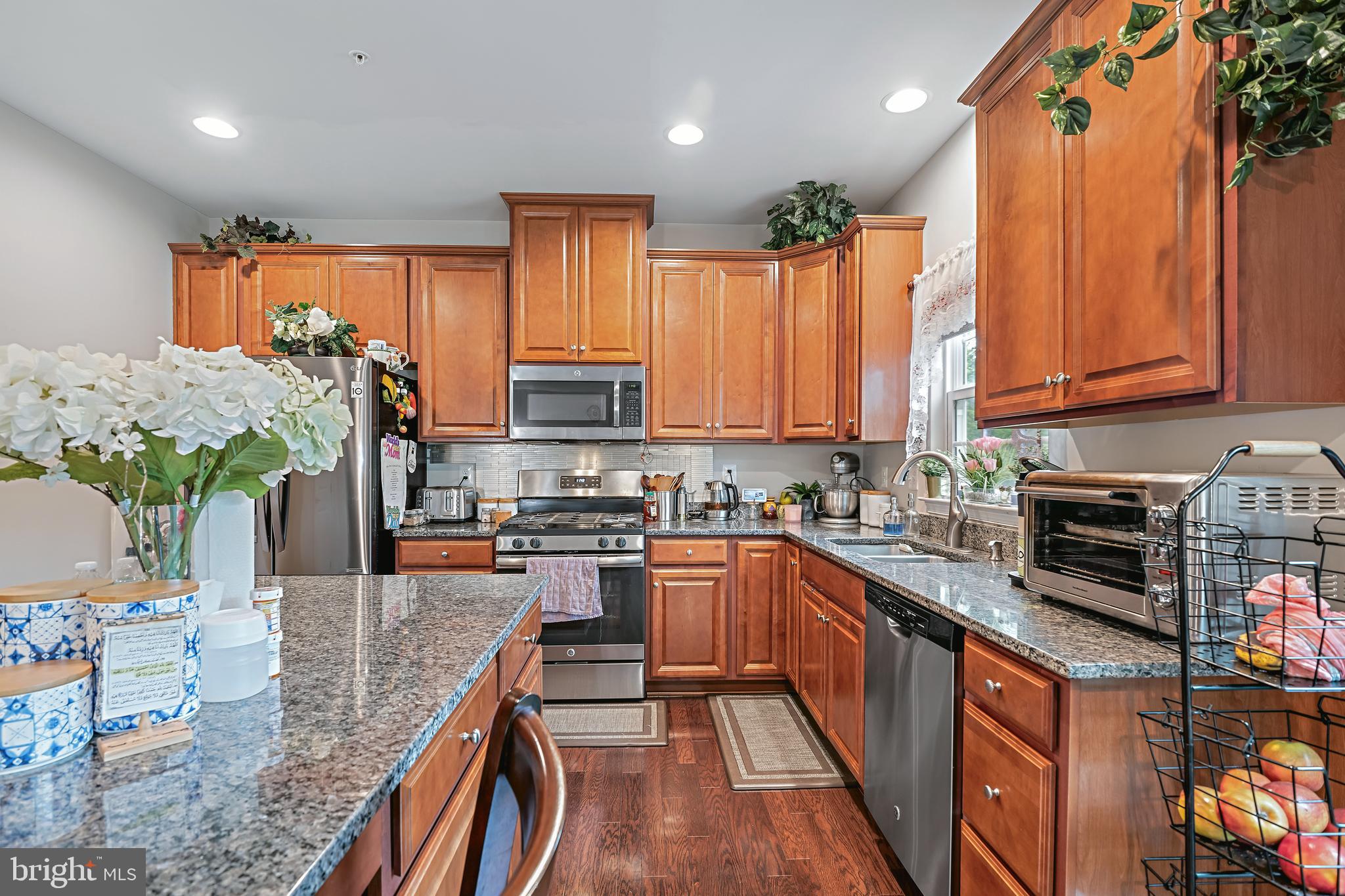 FIELDCREST - Residential