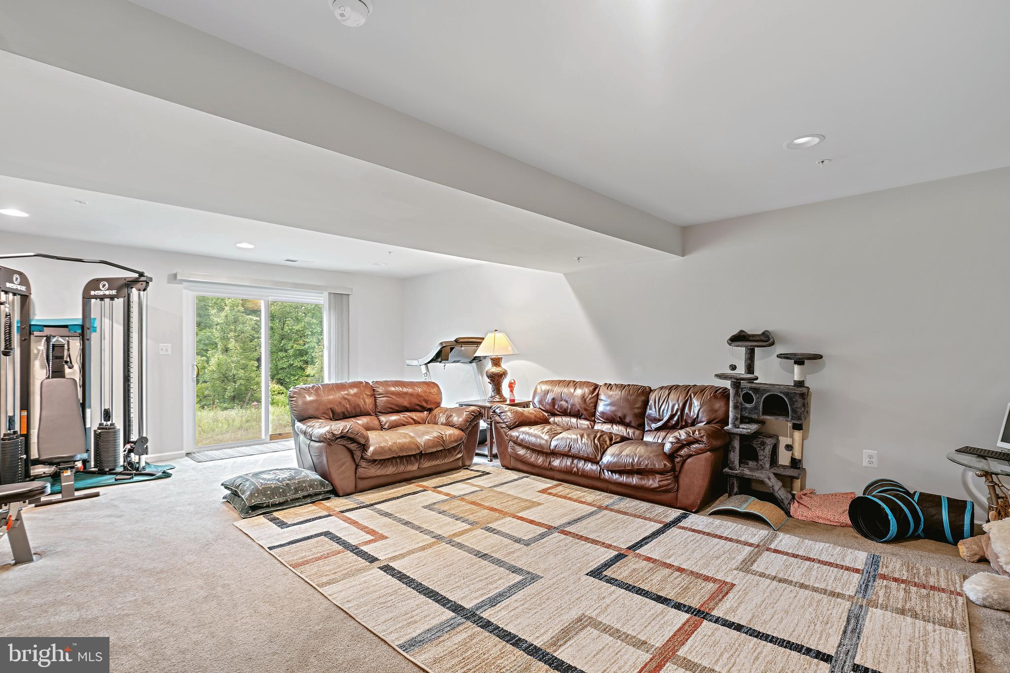 FIELDCREST - Residential