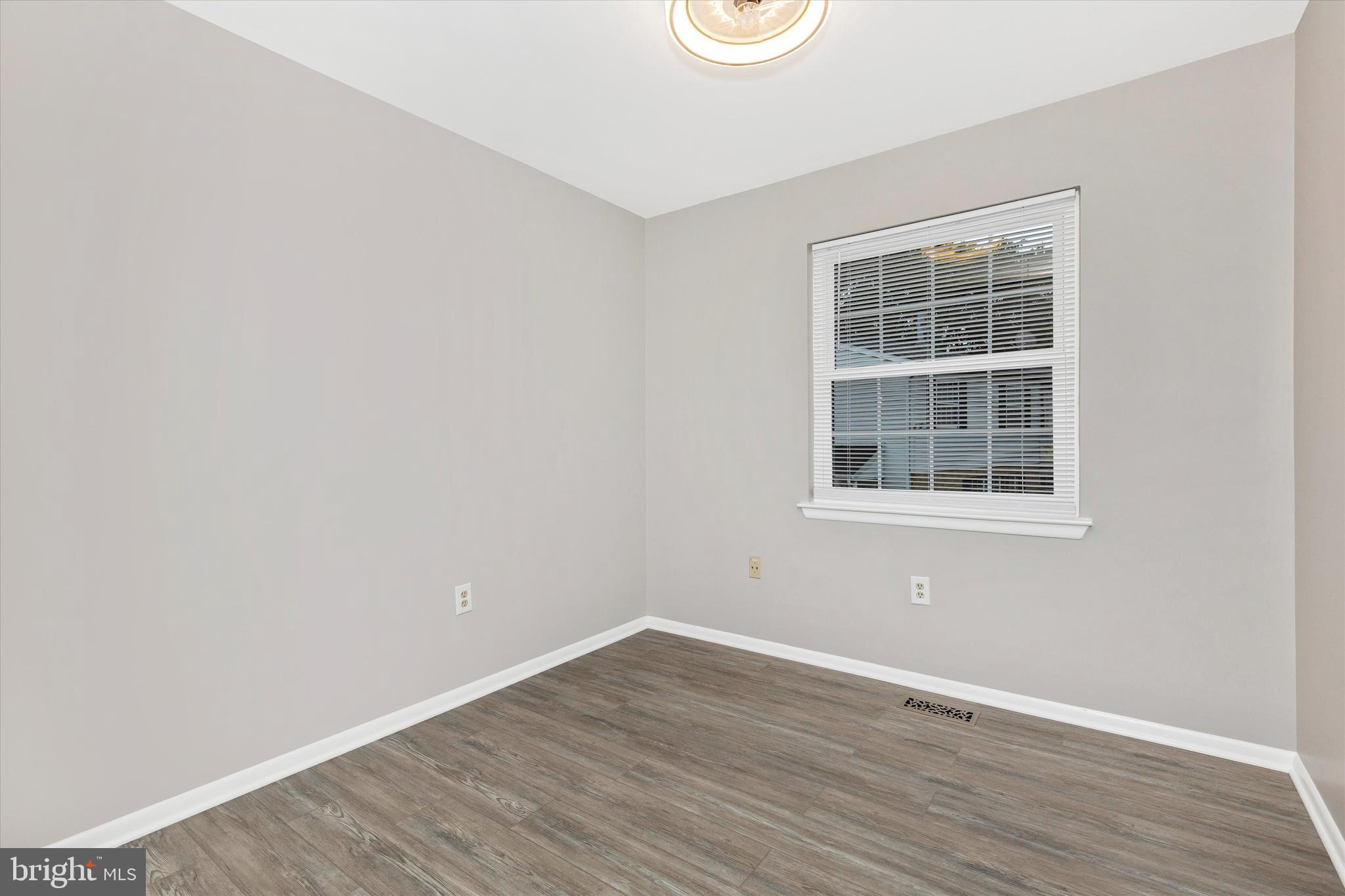 MOUNTAIN VILLAGE - Residential