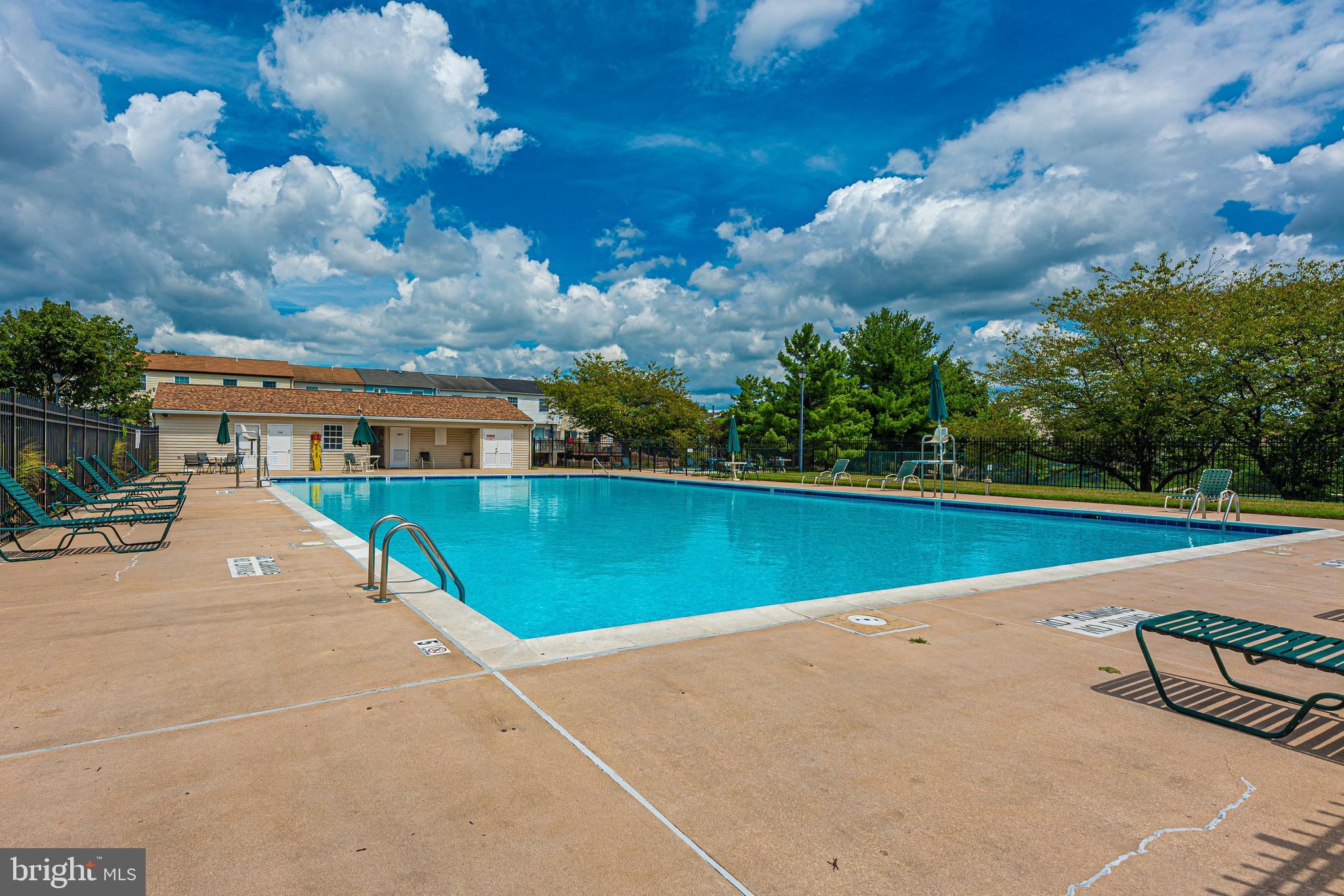 MOUNTAIN VILLAGE - Residential