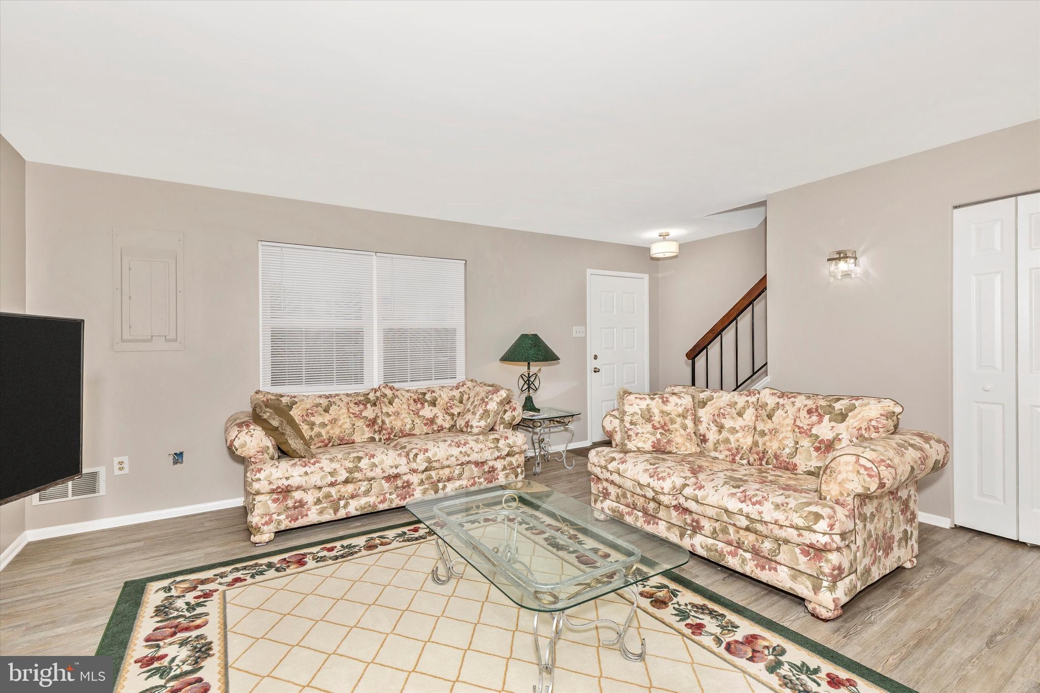 MOUNTAIN VILLAGE - Residential