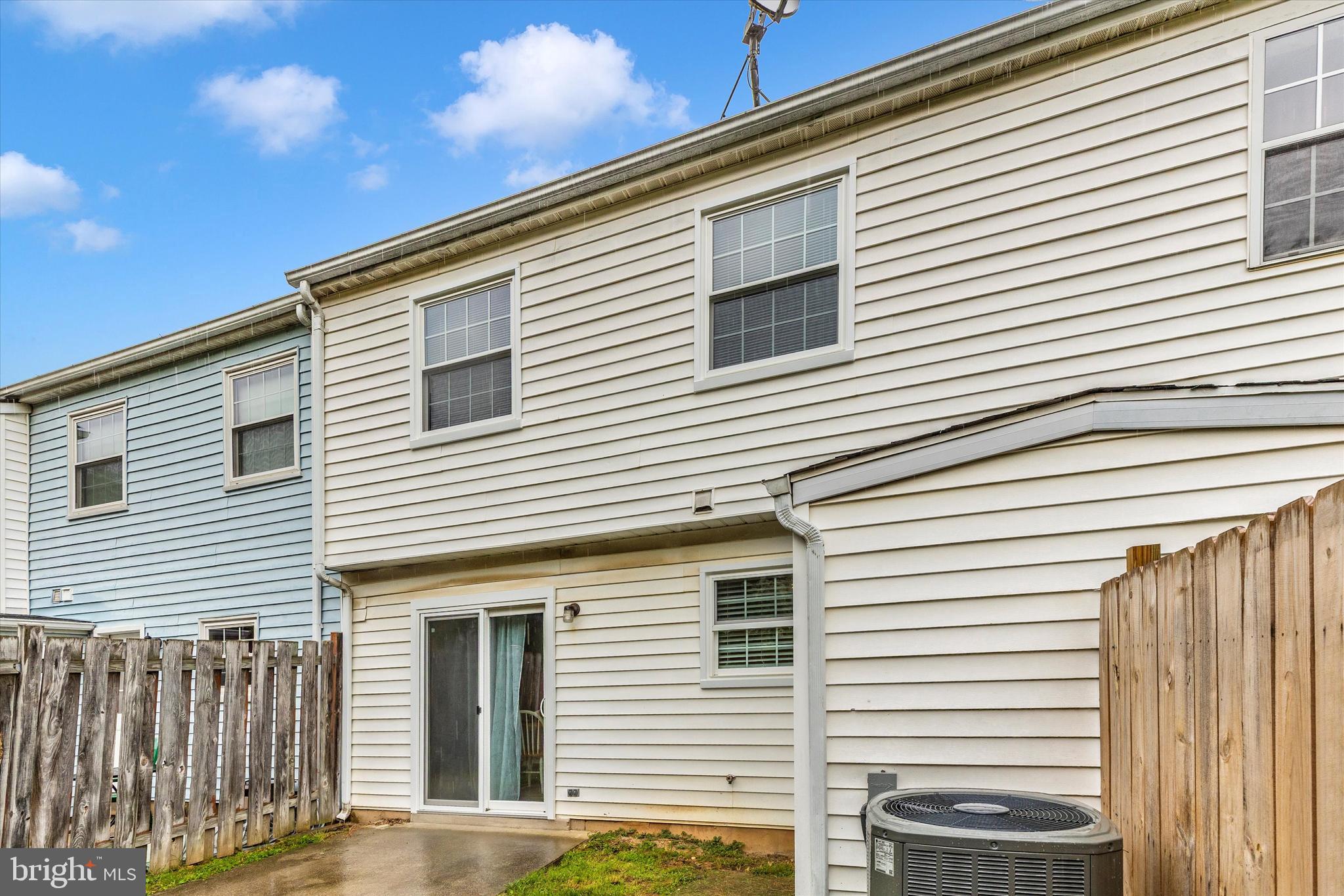 MOUNTAIN VILLAGE - Residential