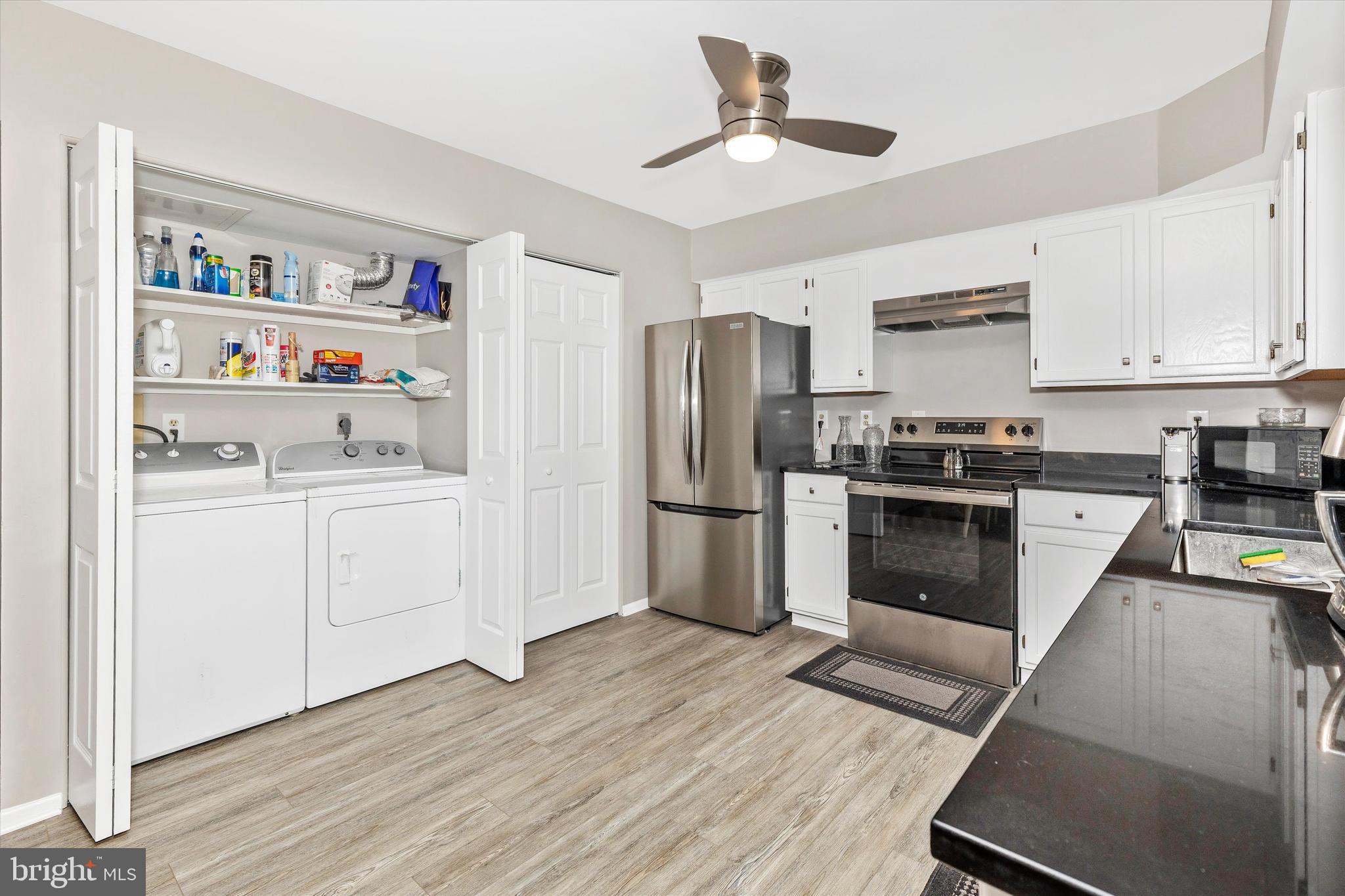 MOUNTAIN VILLAGE - Residential