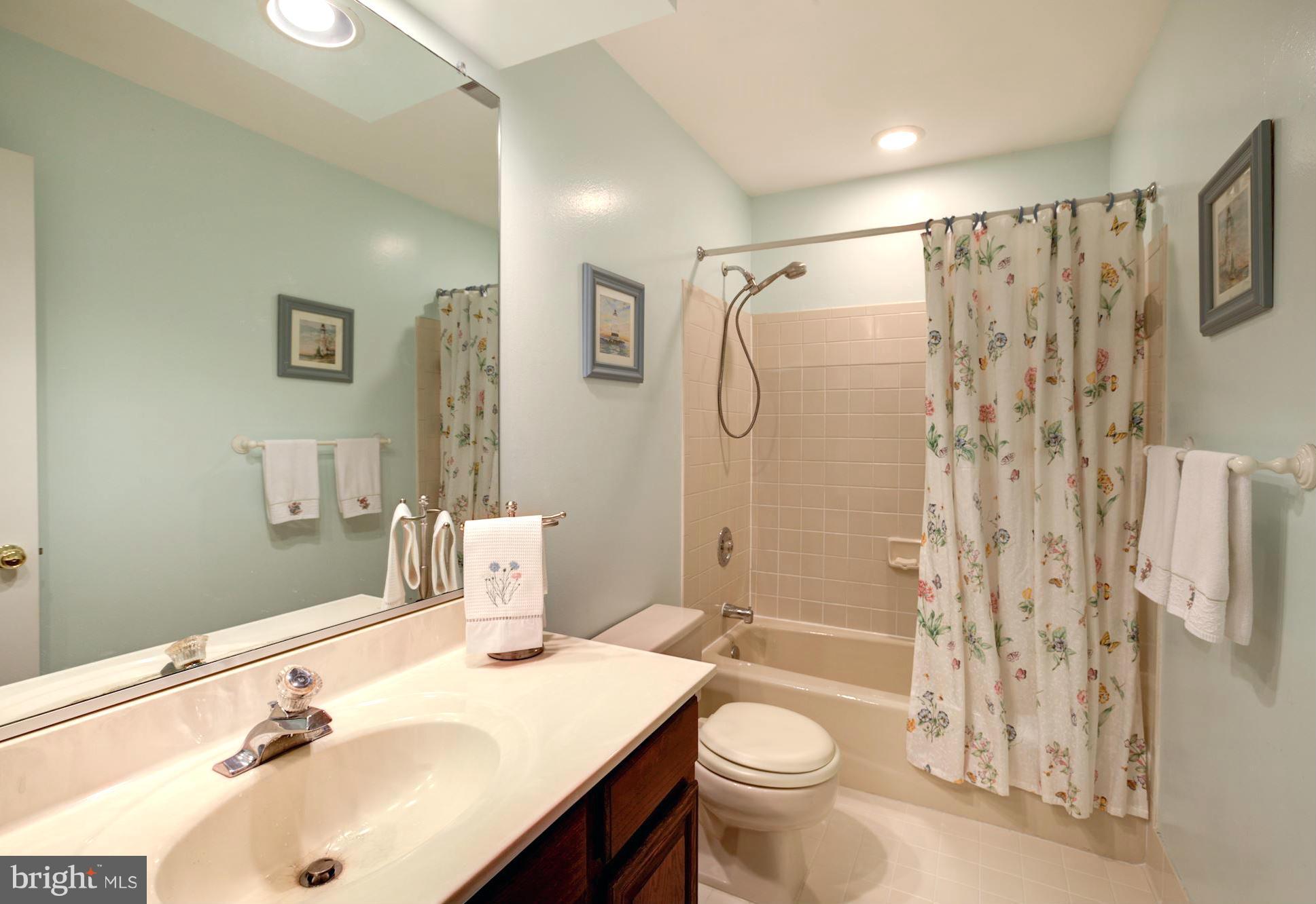 SHIPLEYS CHOICE - Residential