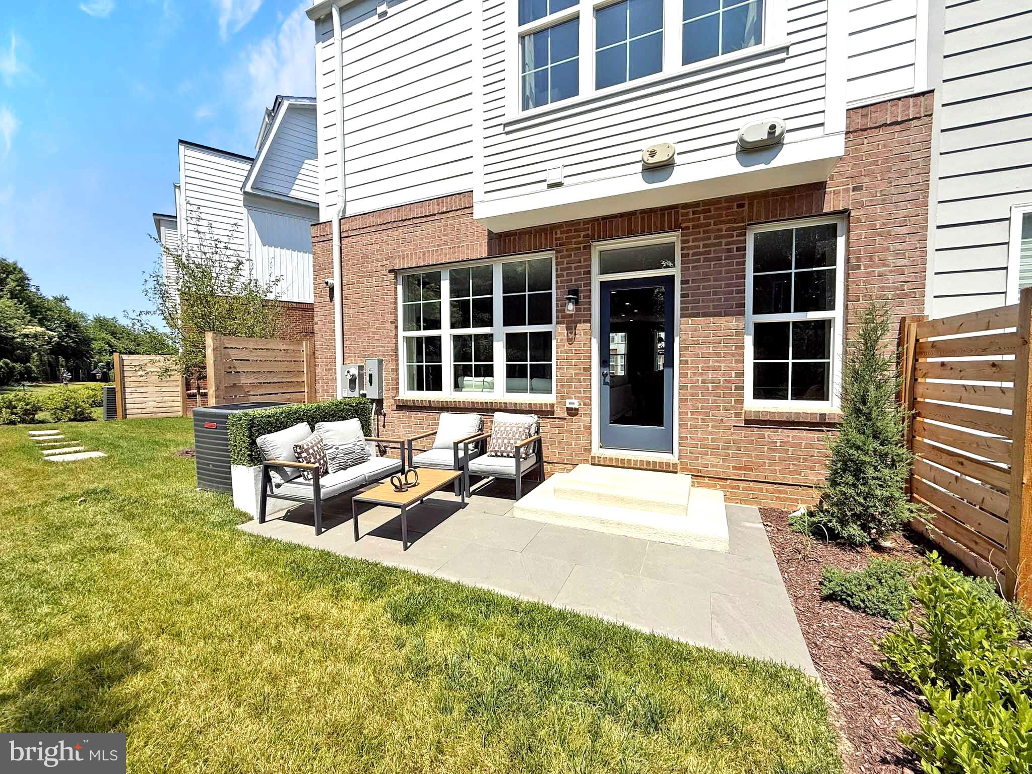 FARMSTEAD DISTRICT - Residential