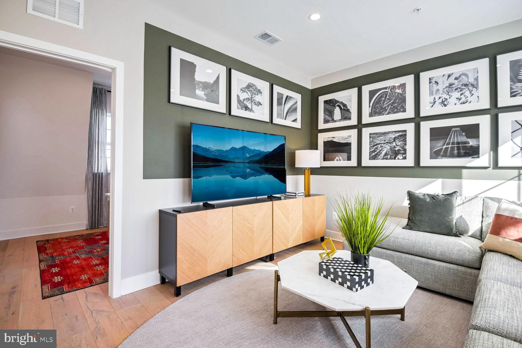 FARMSTEAD DISTRICT - Residential