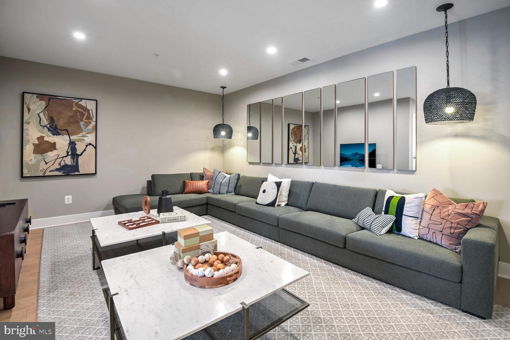 FARMSTEAD DISTRICT - Residential