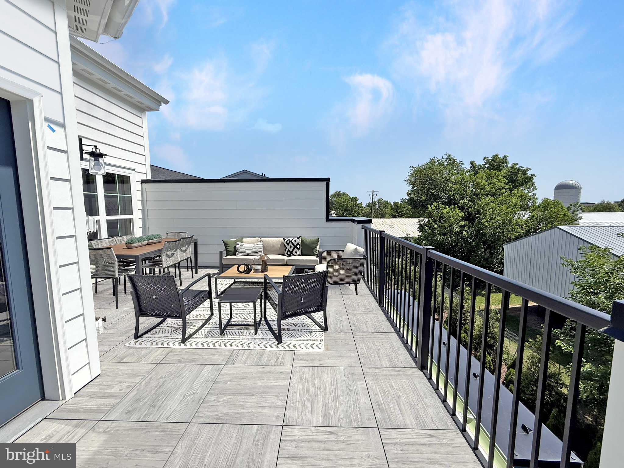 FARMSTEAD DISTRICT - Residential